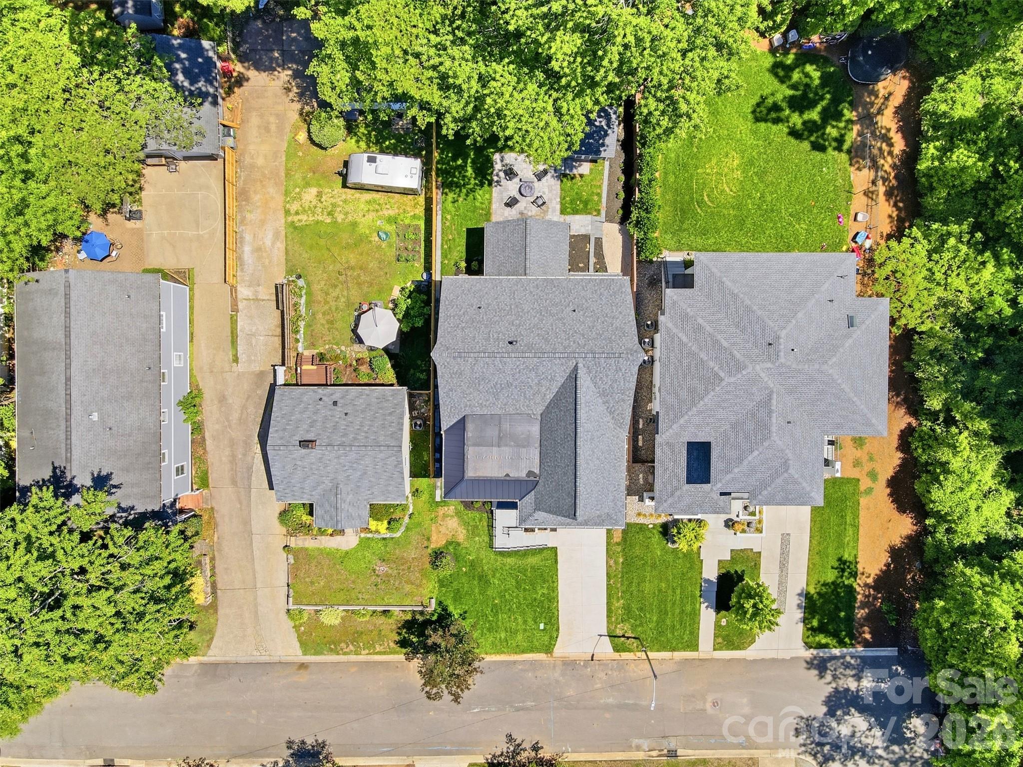 2649 Laburnum Avenue