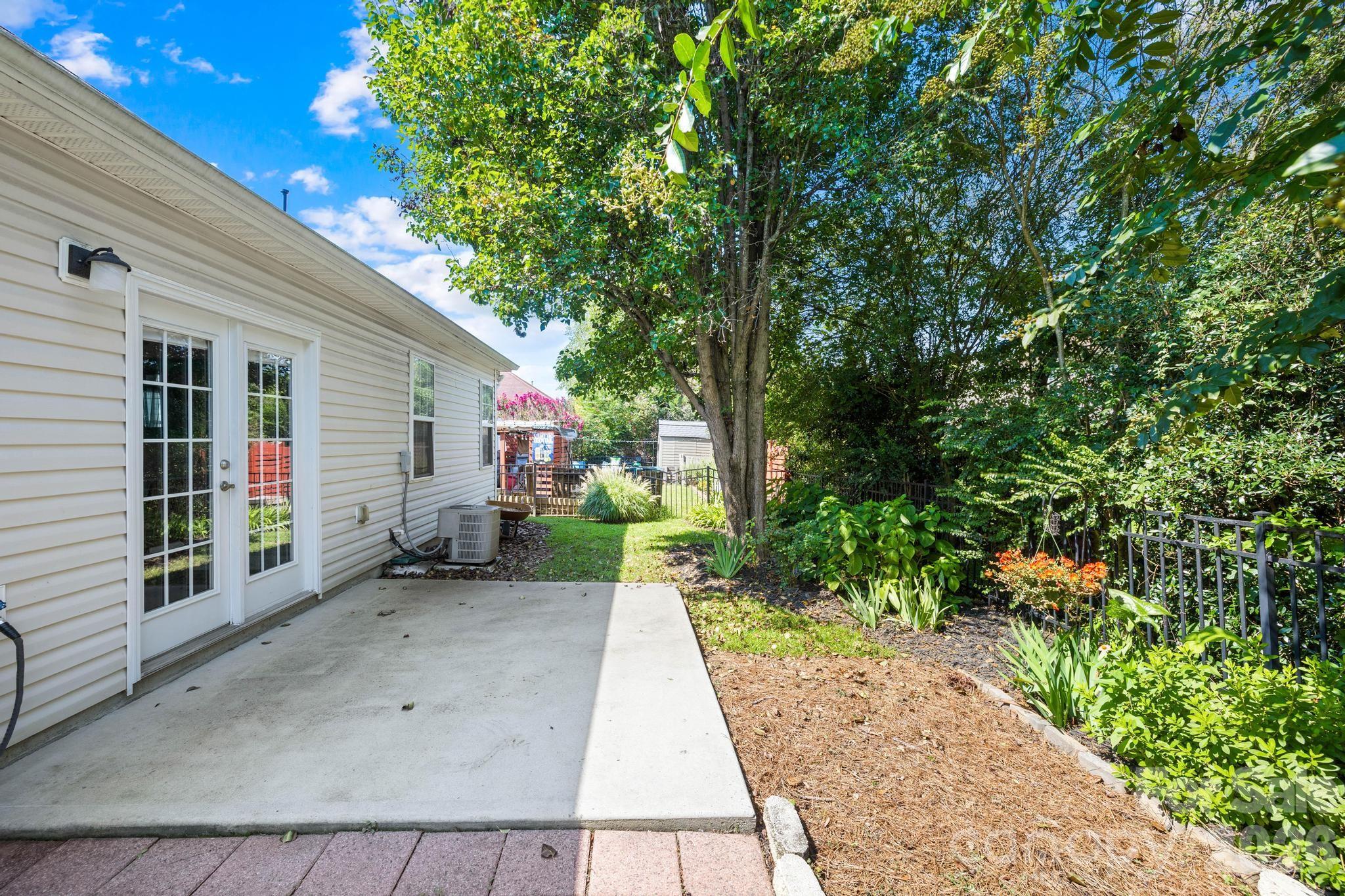 9648 Storybook Avenue NW Unit: 324