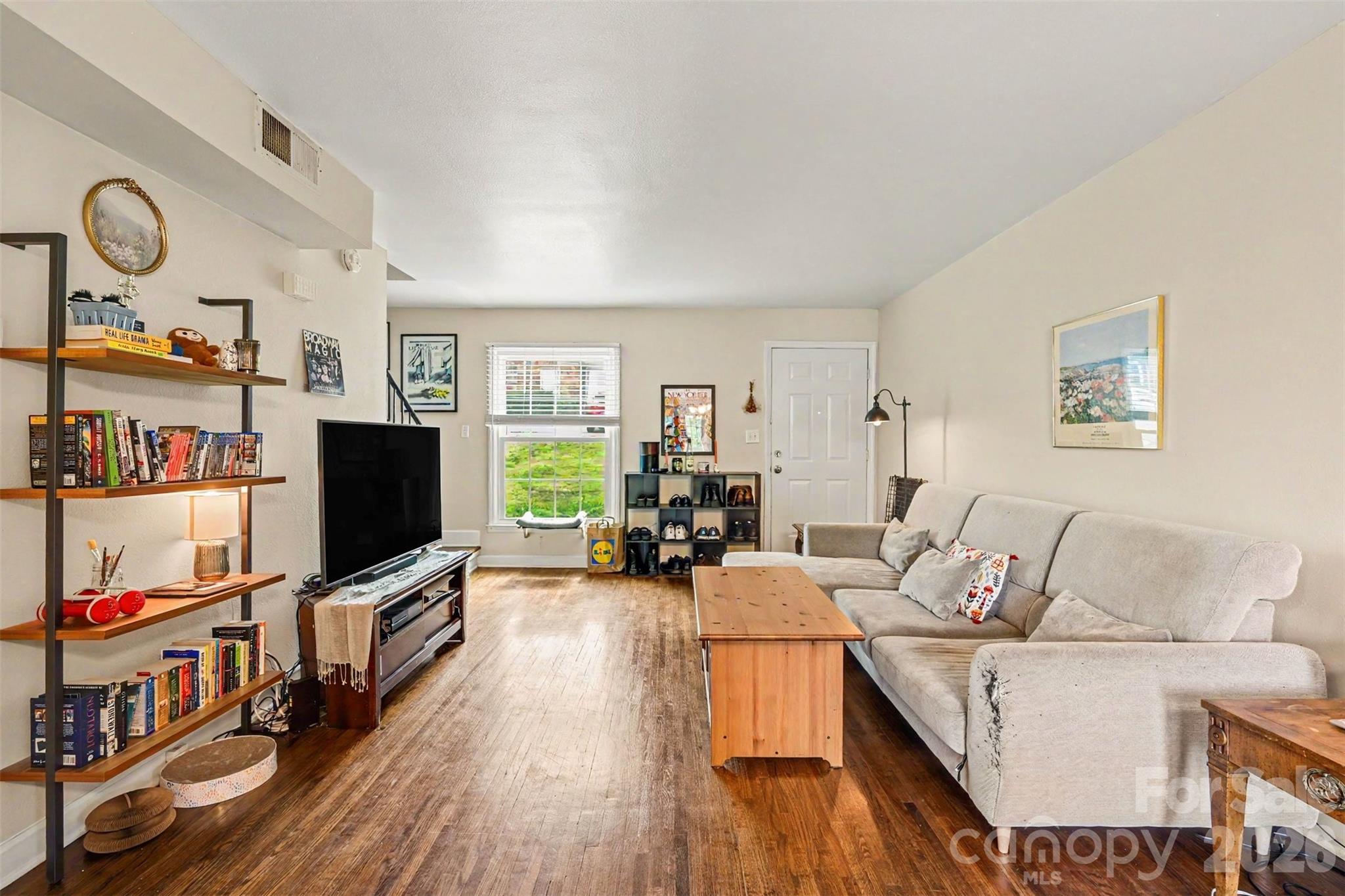 4329 Hathaway Street Unit: G