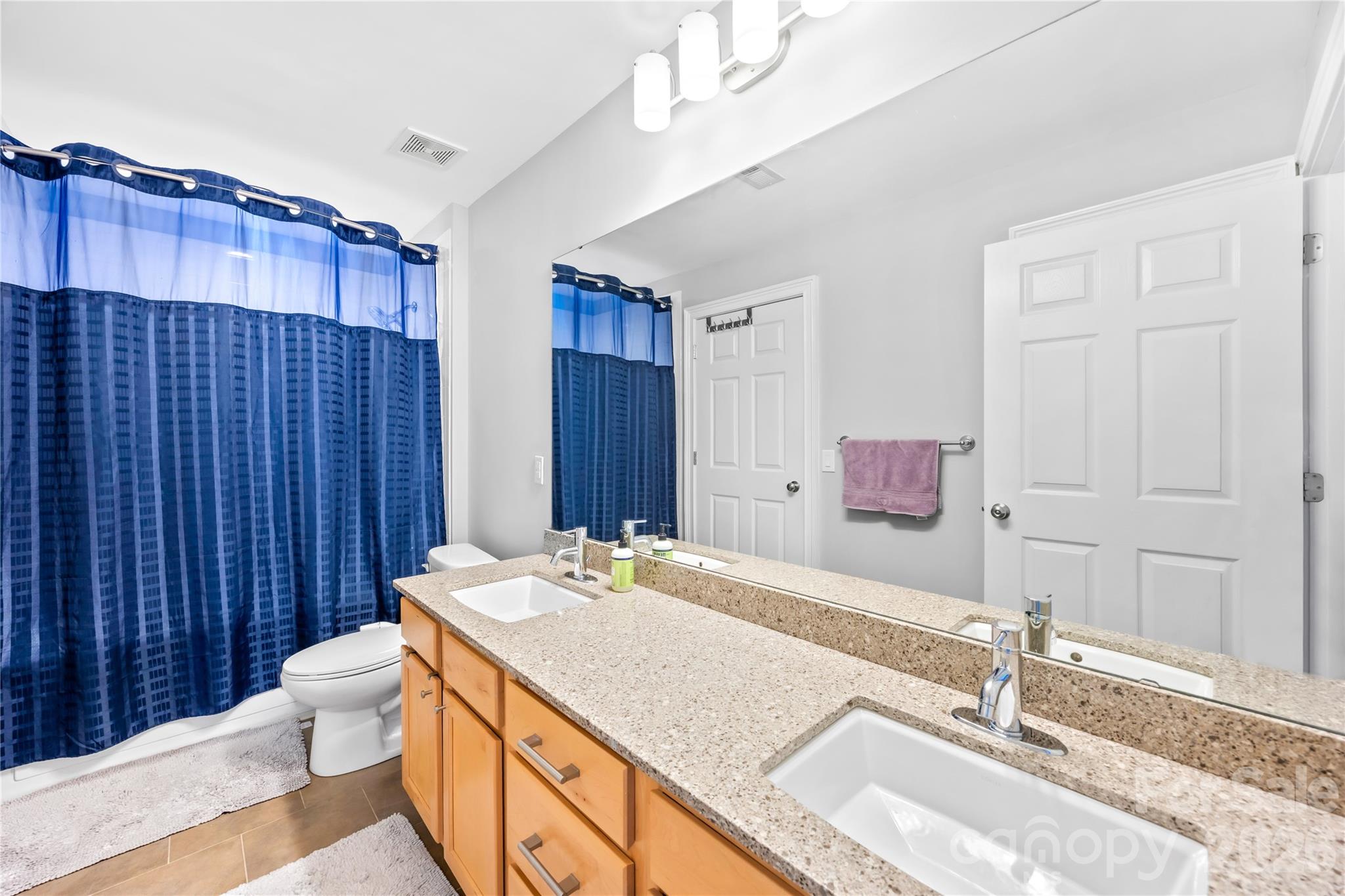 718 W Trade Street Unit: 603