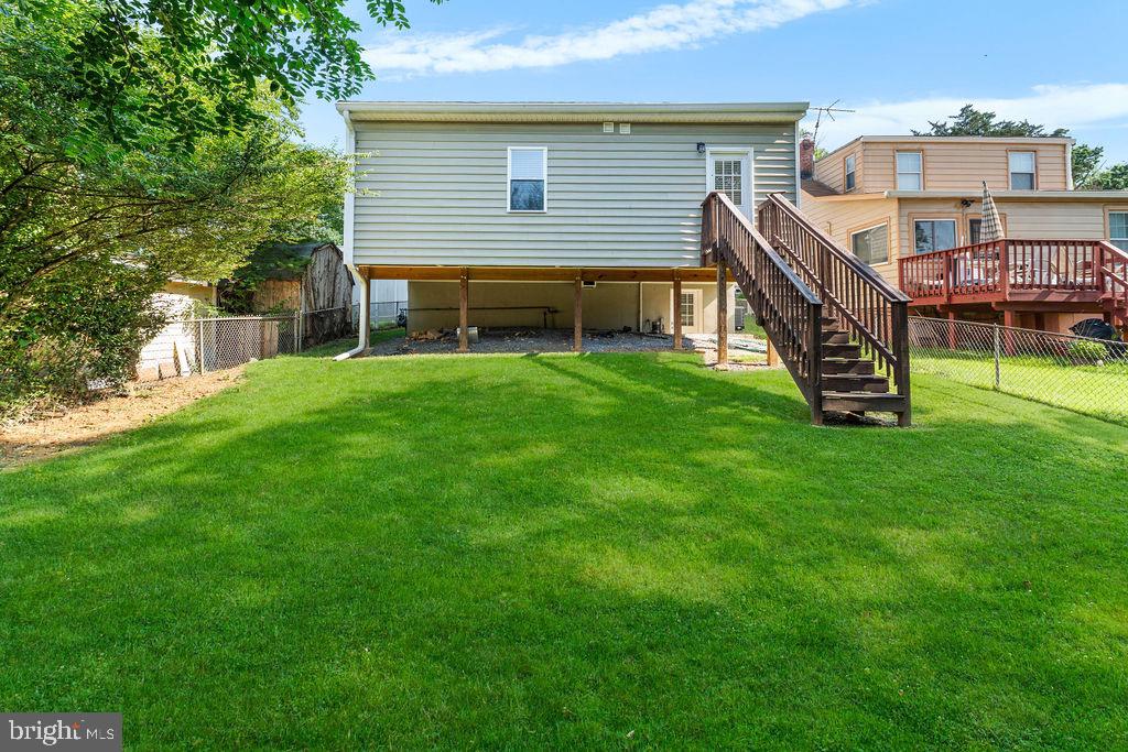 5803 RAVENSWOOD ROAD