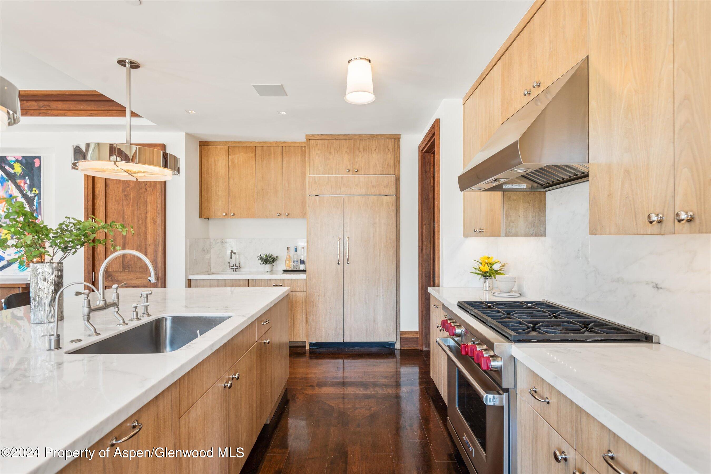 632 E Hopkins 301 aka 119 S Spring Street