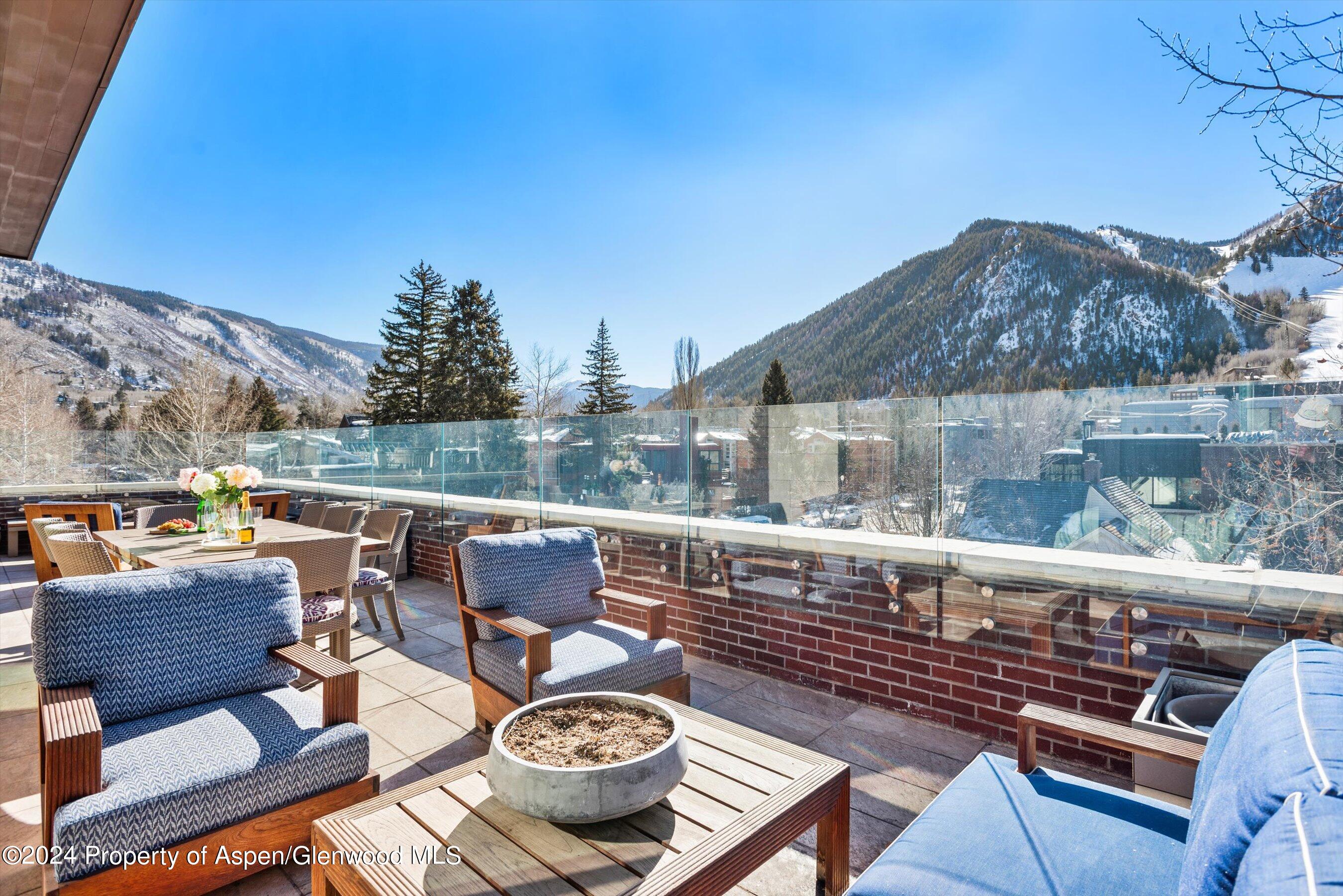 632 E Hopkins 301 aka 119 S Spring Street