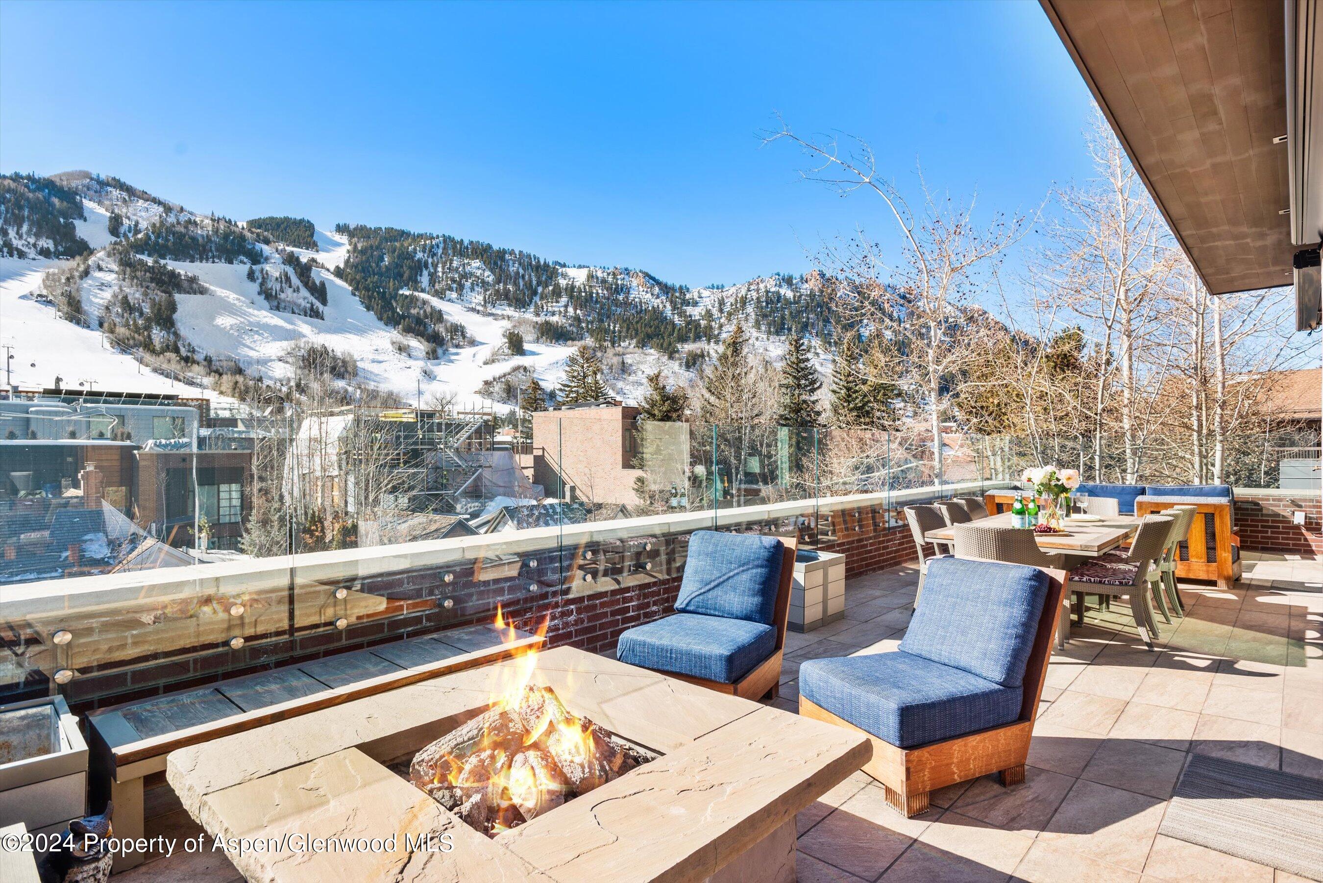 632 E Hopkins 301 aka 119 S Spring Street