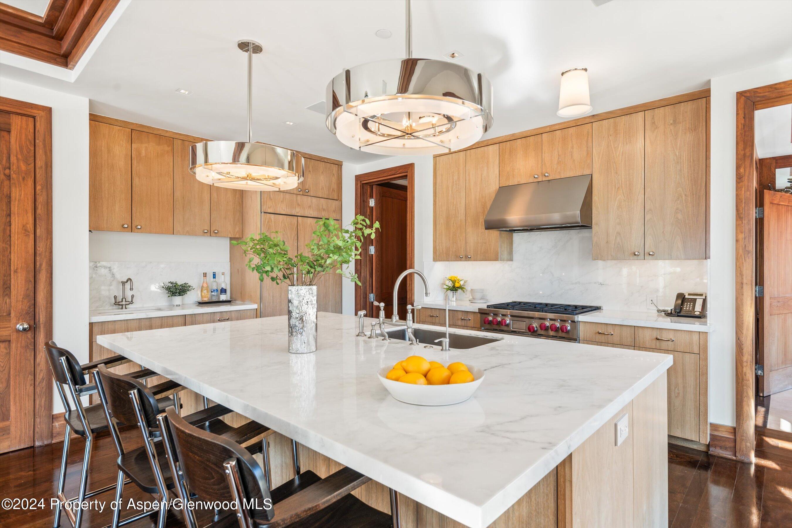 632 E Hopkins 301 aka 119 S Spring Street