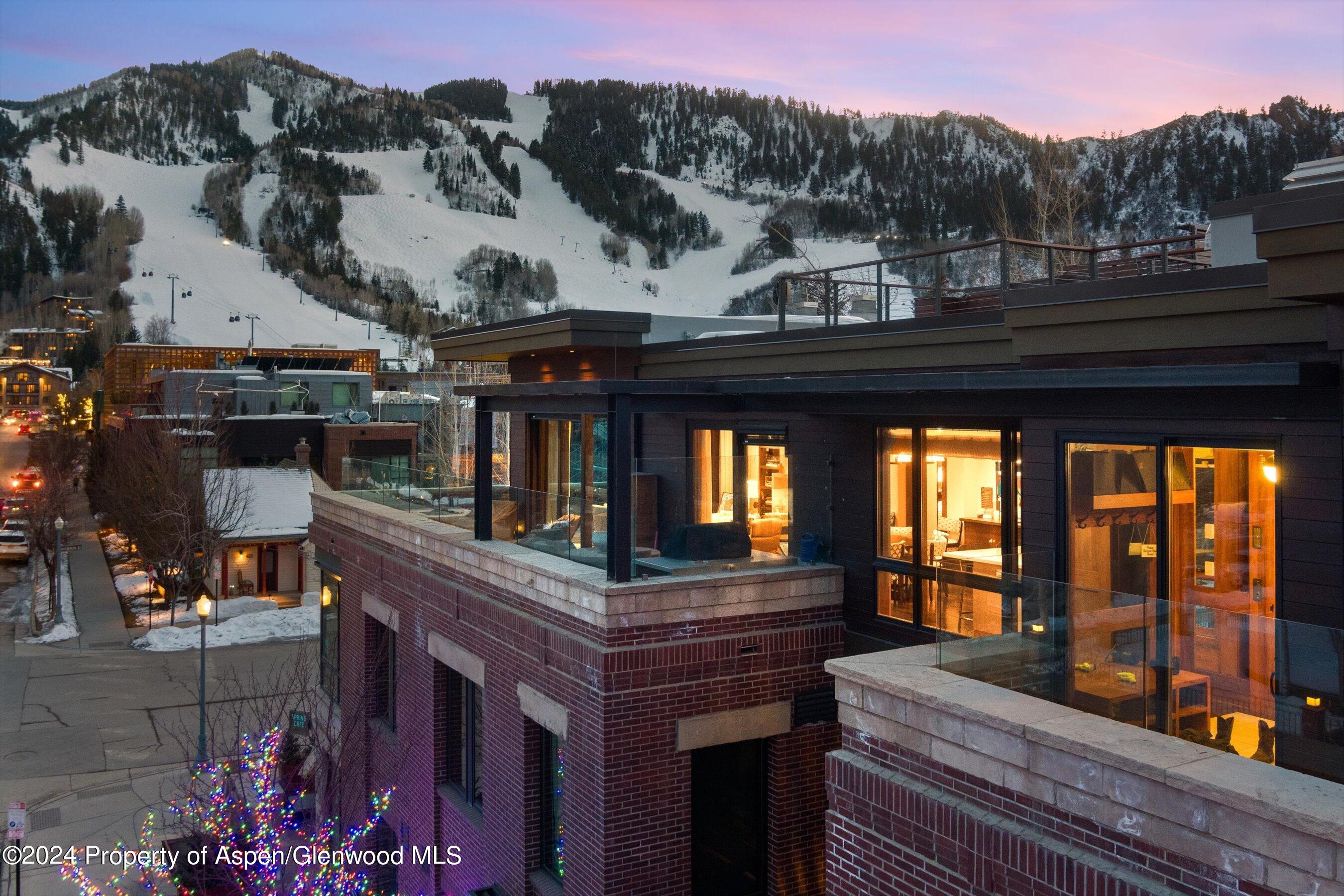 632 E Hopkins 301 aka 119 S Spring Street