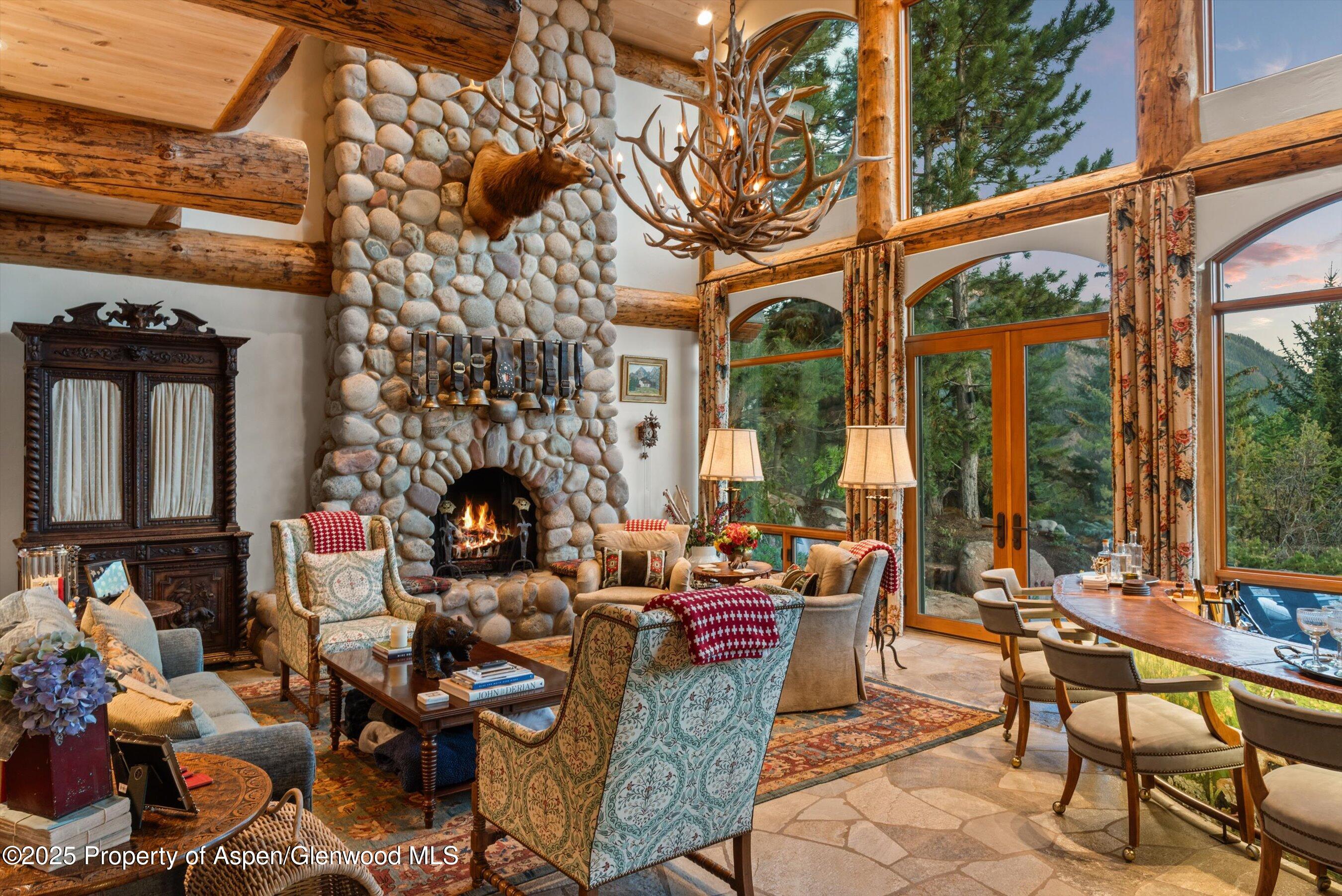 87 Magnifico Drive