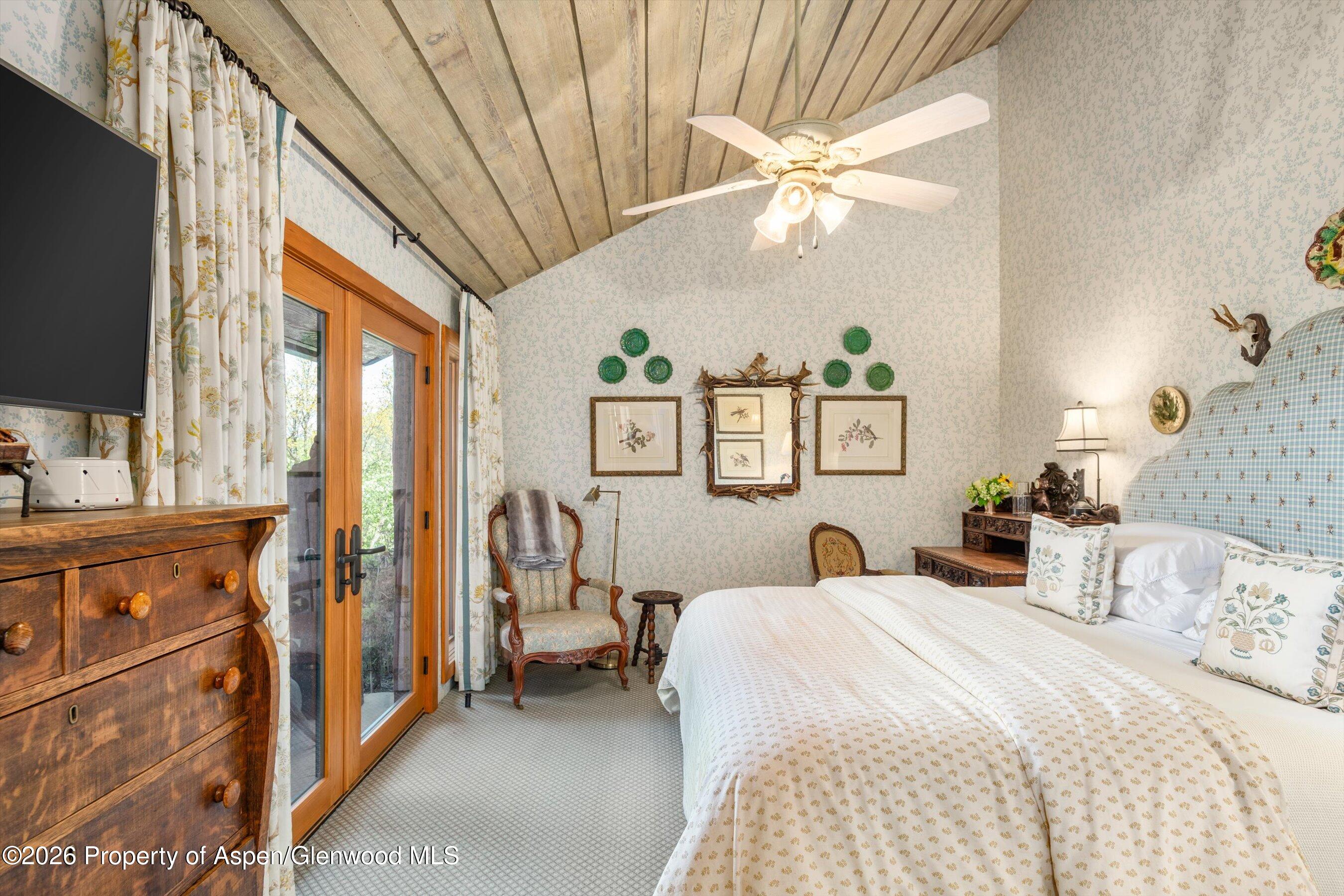 87 Magnifico Drive