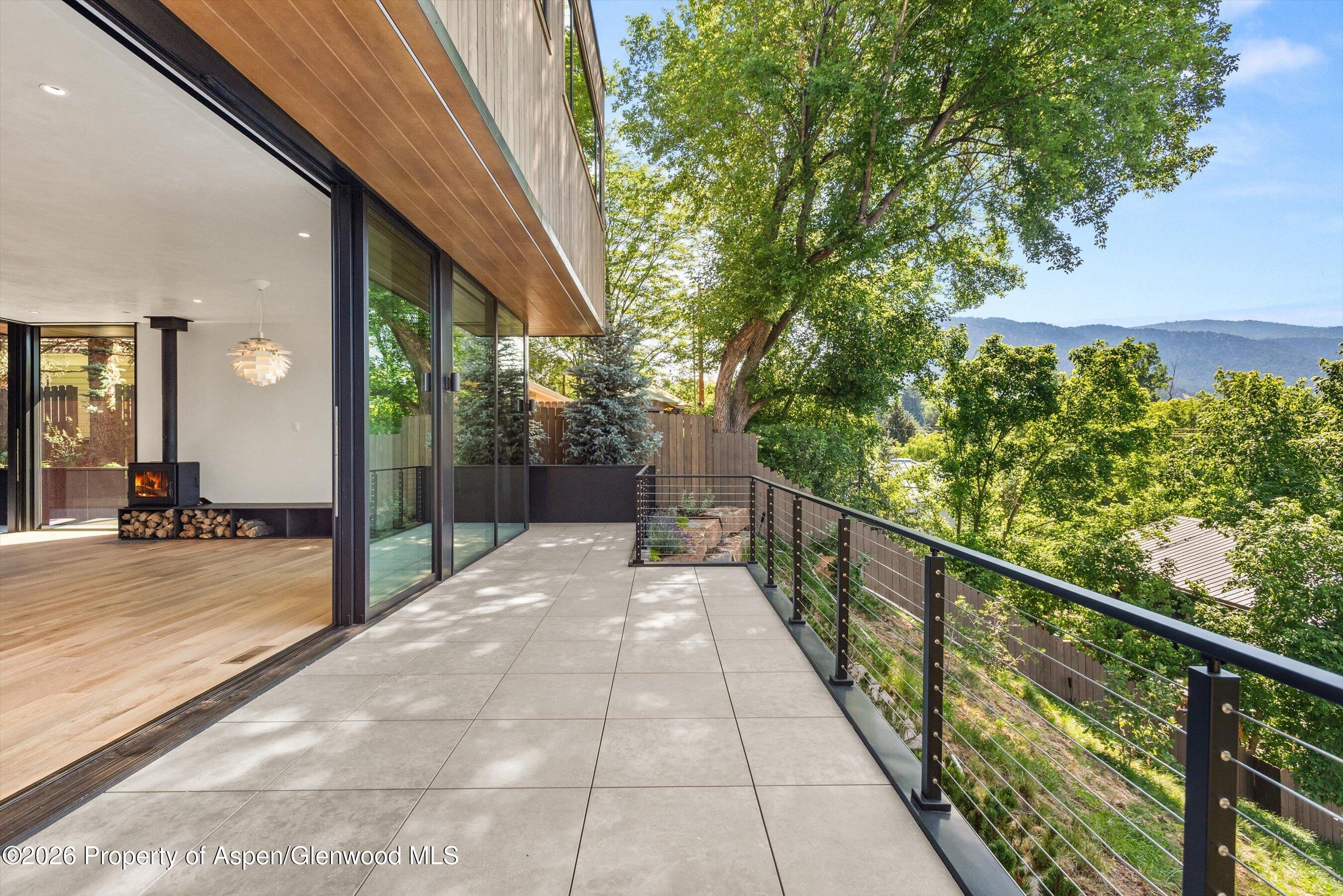 129 W Sopris Drive