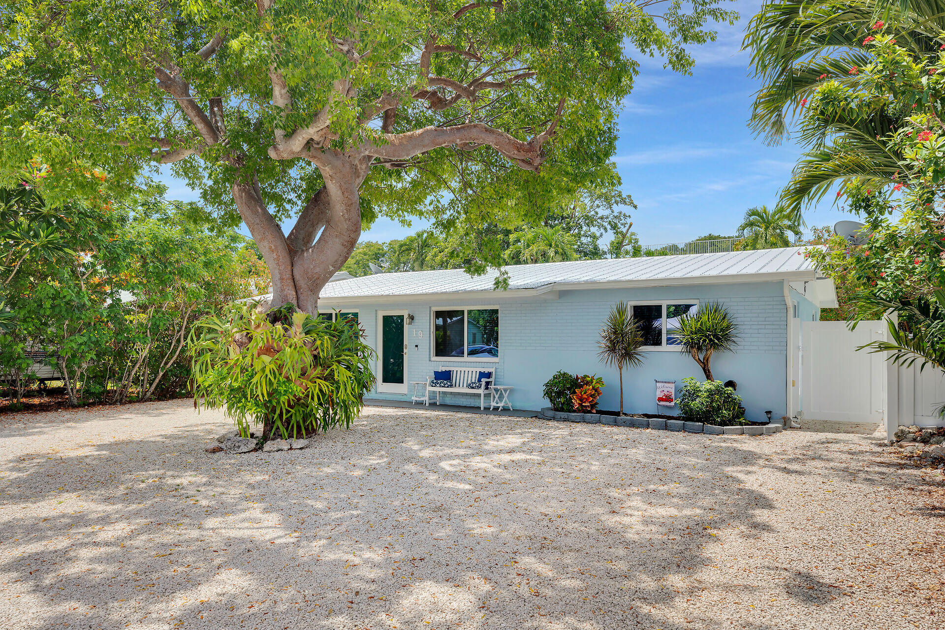 19 SE Marlin Avenue