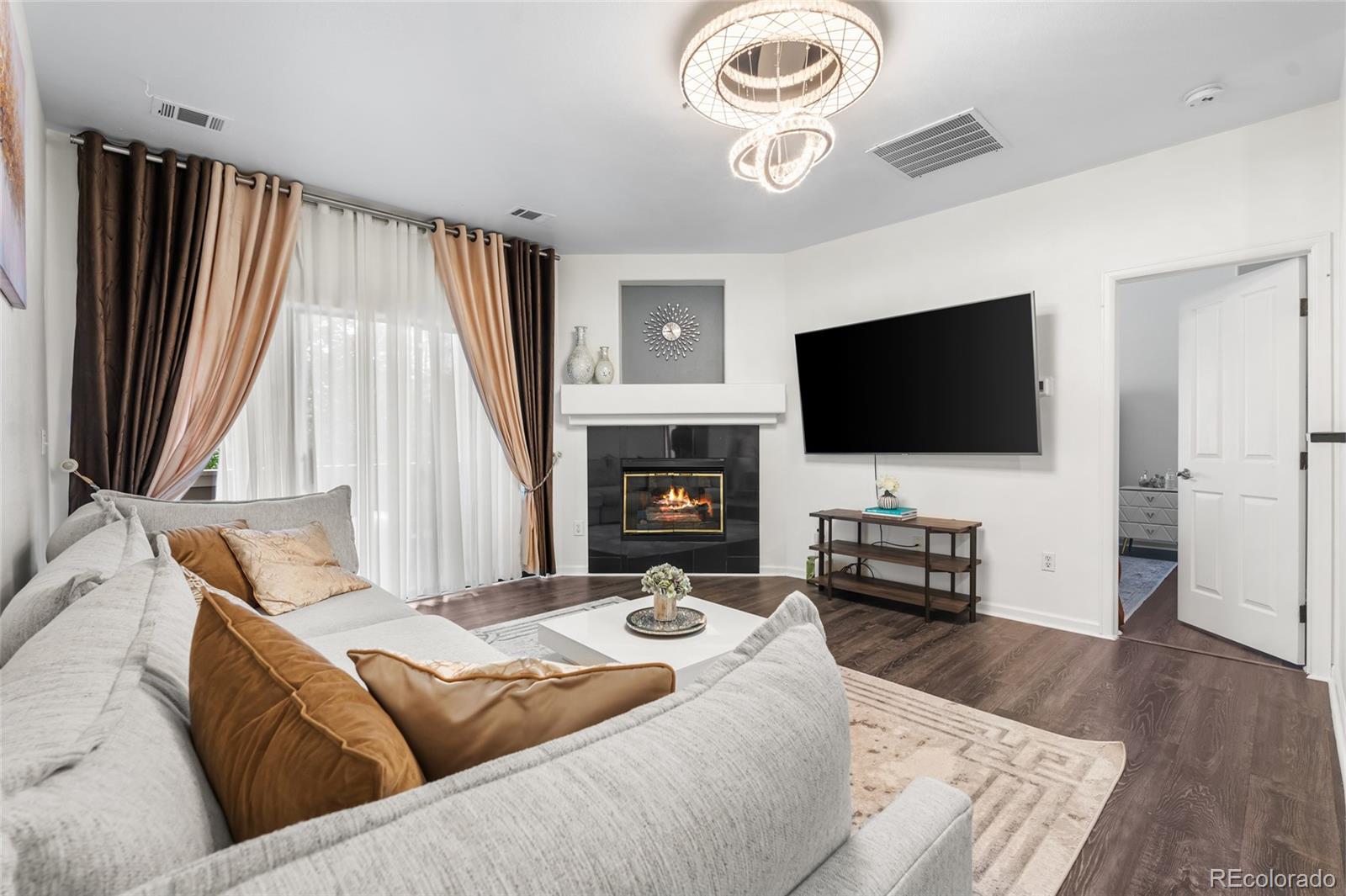 7474 S Alkire Unit: 203