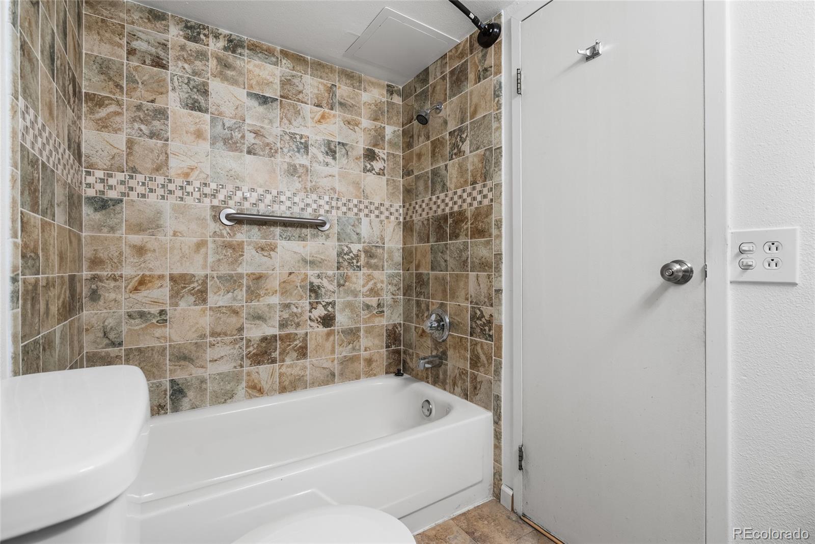 7801 W 35th Avenue Unit: 210