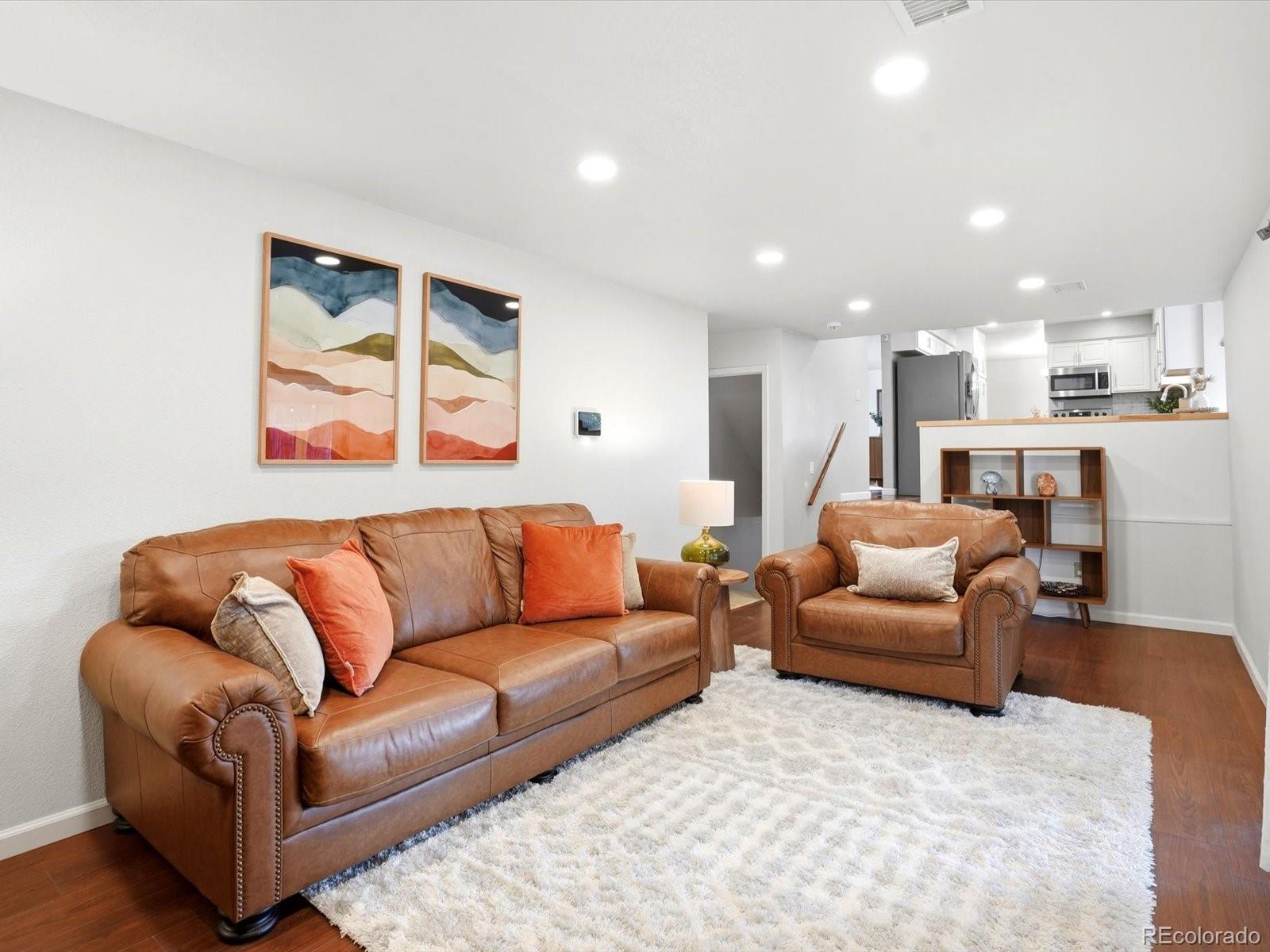8923 W Warren Drive