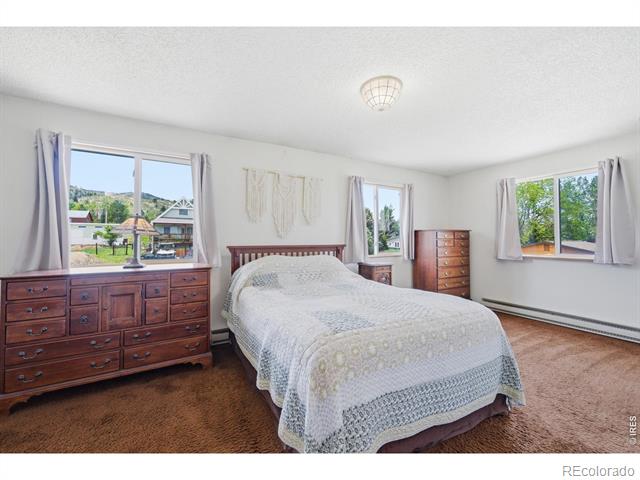 804 Redwood Court
