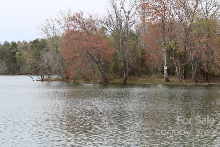 5006 Winterberry Court Unit: 28