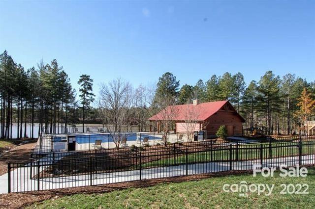 #108 Coveside Drive Unit: 108