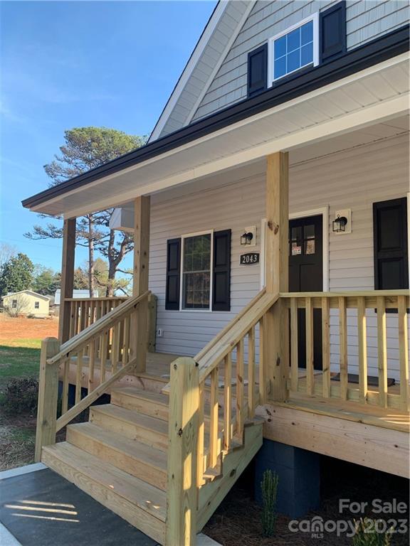 2043 Craig Road