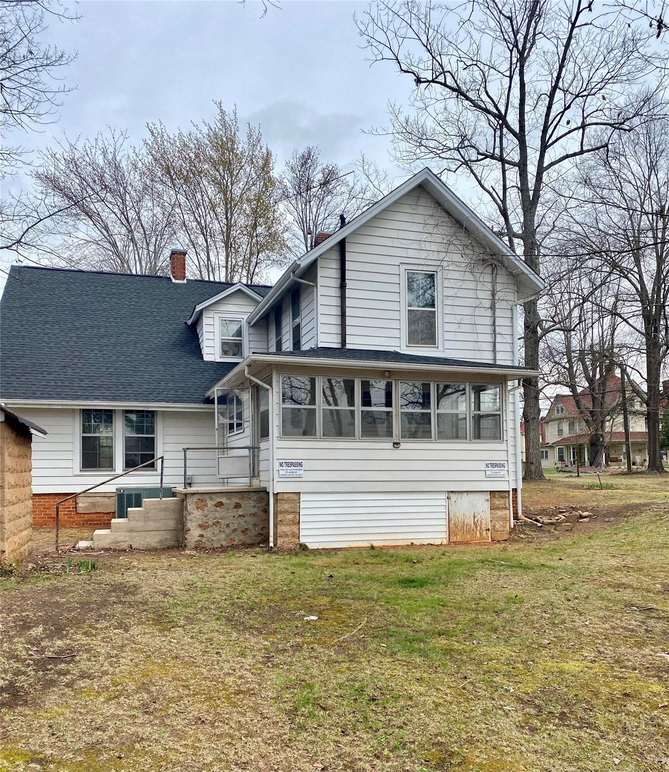 13 Crestview Street