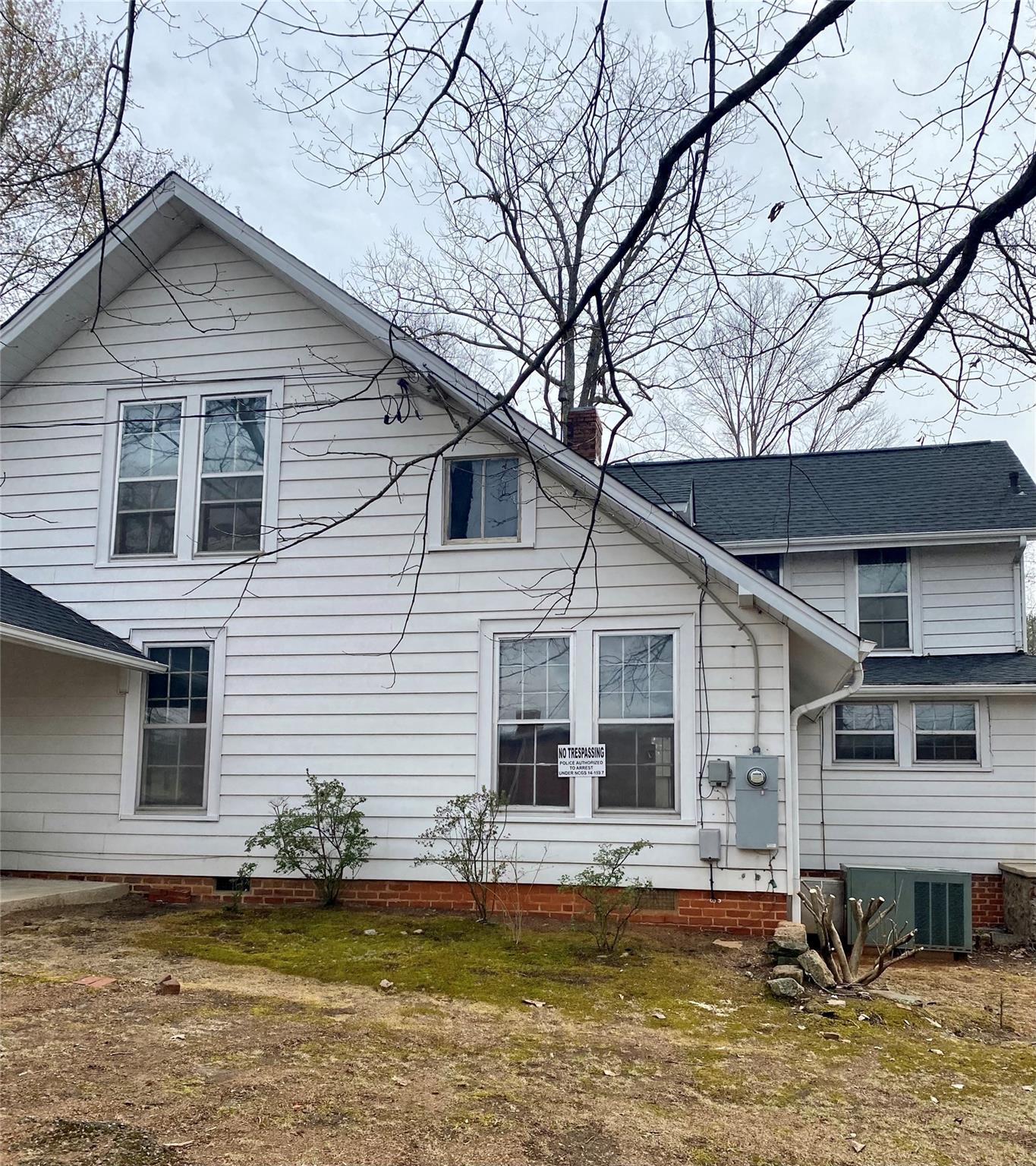 13 Crestview Street