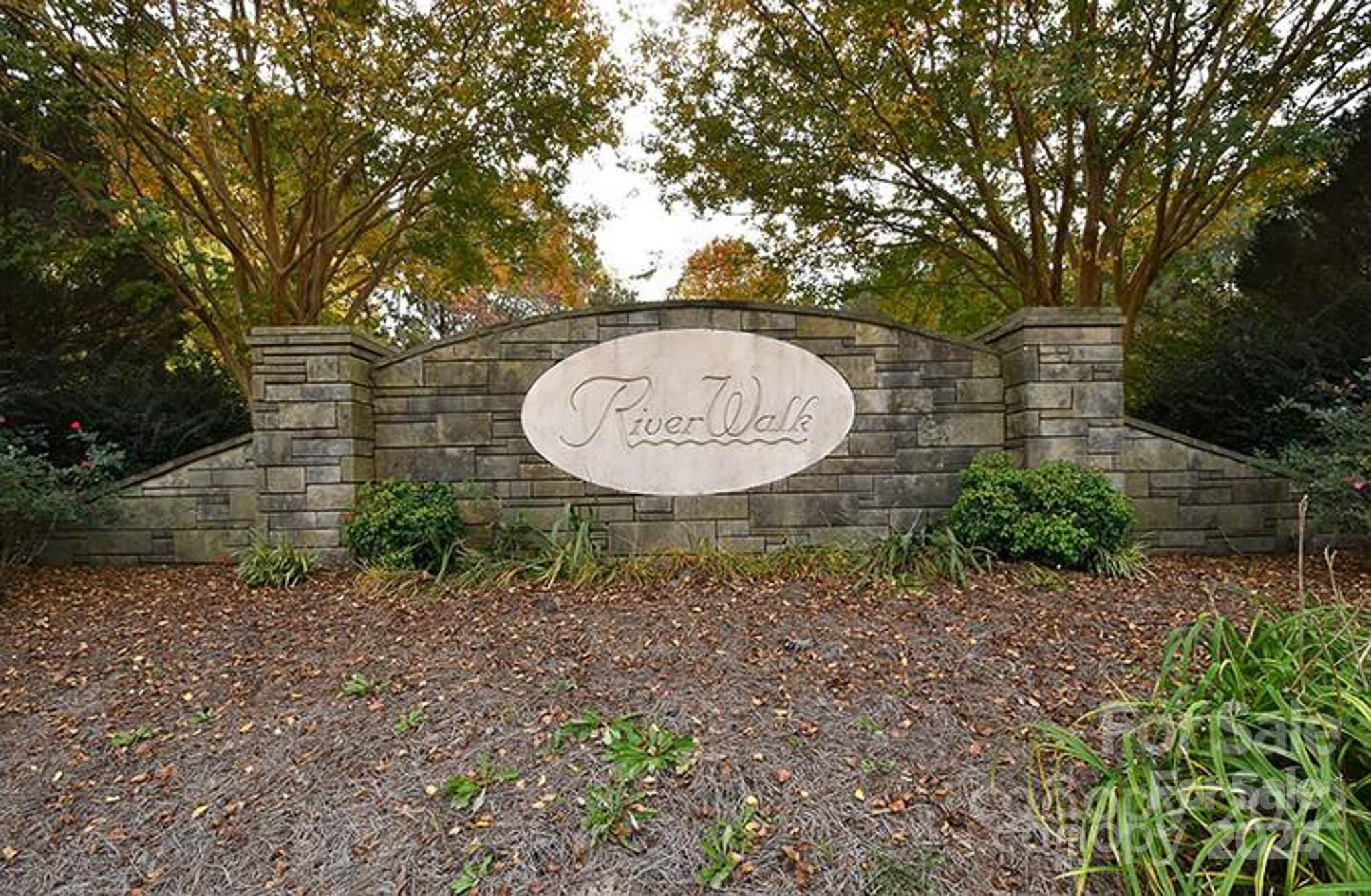 122 Stonecliff Lane