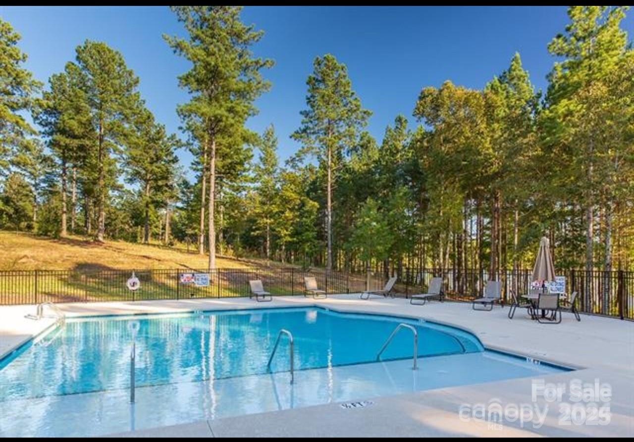 1381 Scenic Lane Unit: 160