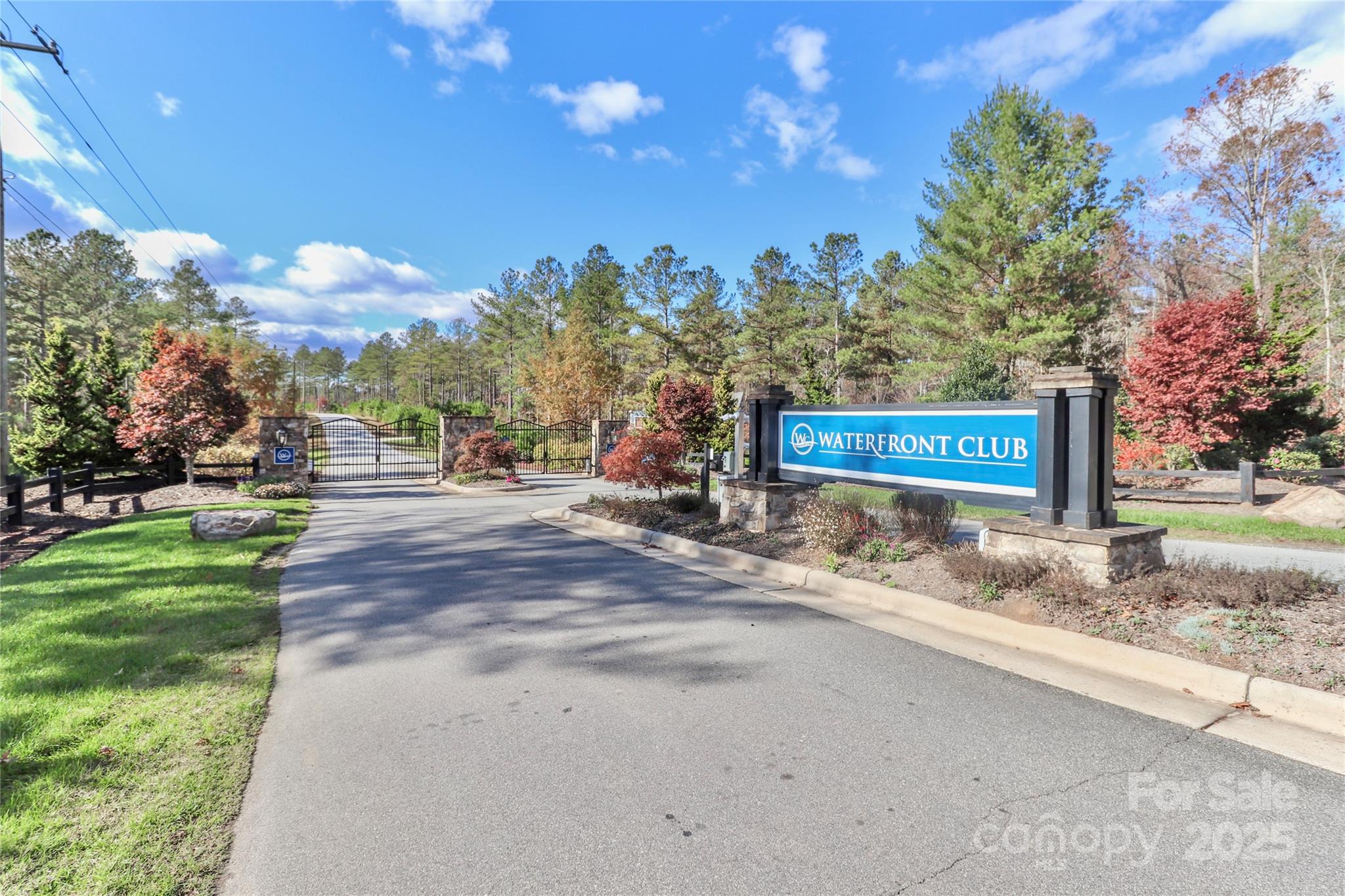 1004 Big View Lane Unit: 209