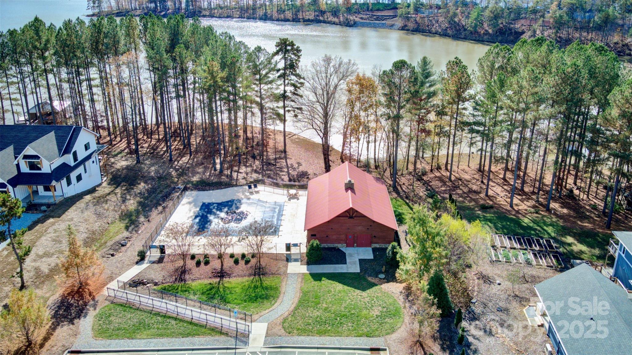 1004 Big View Lane Unit: 209
