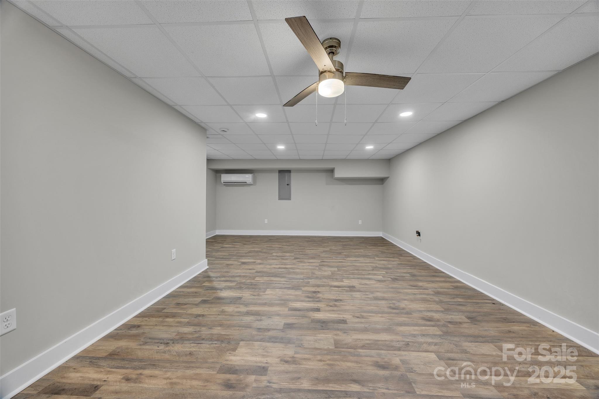 2349 Ellen Street Unit: 27