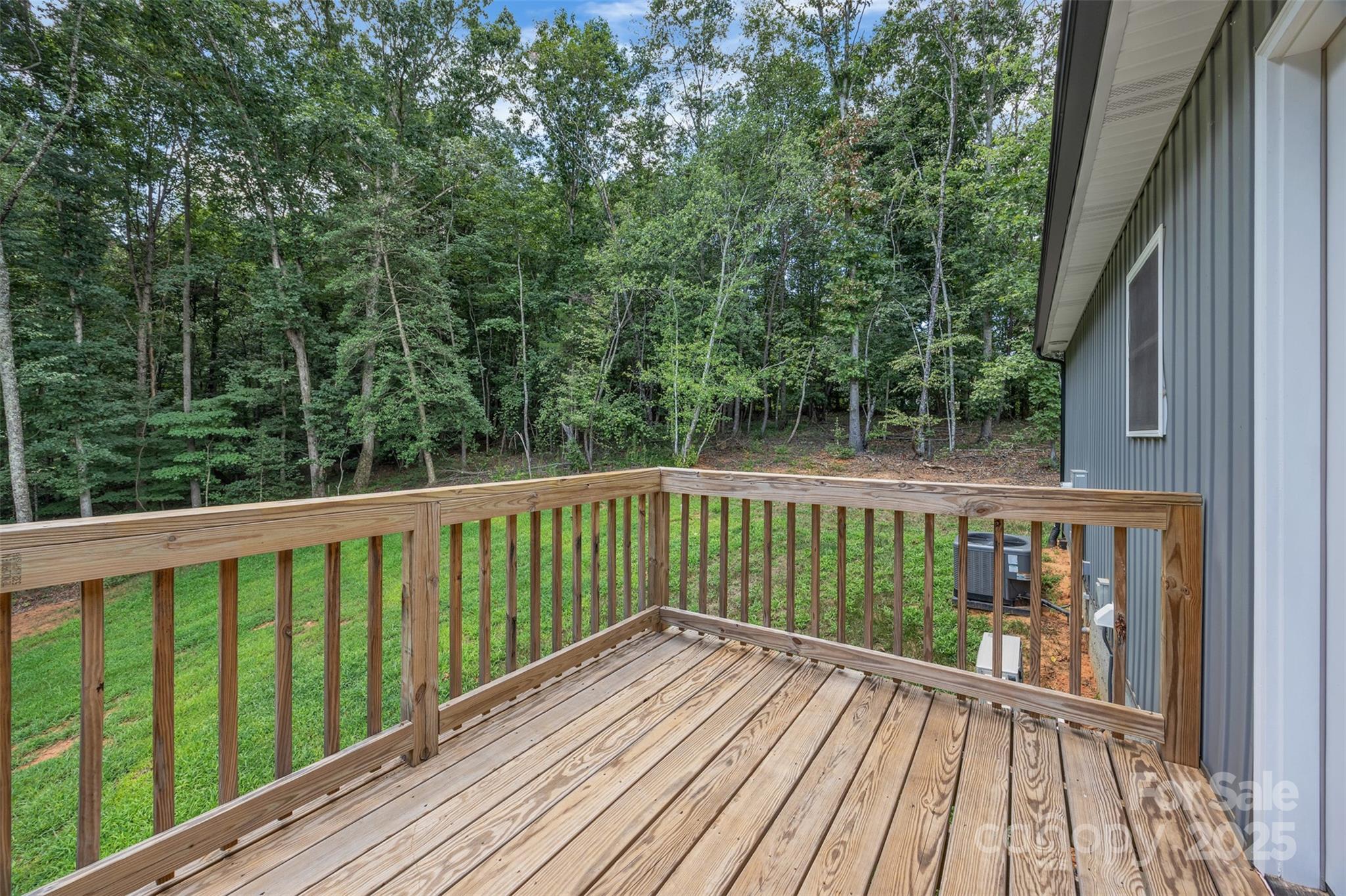 2349 Ellen Street Unit: 27