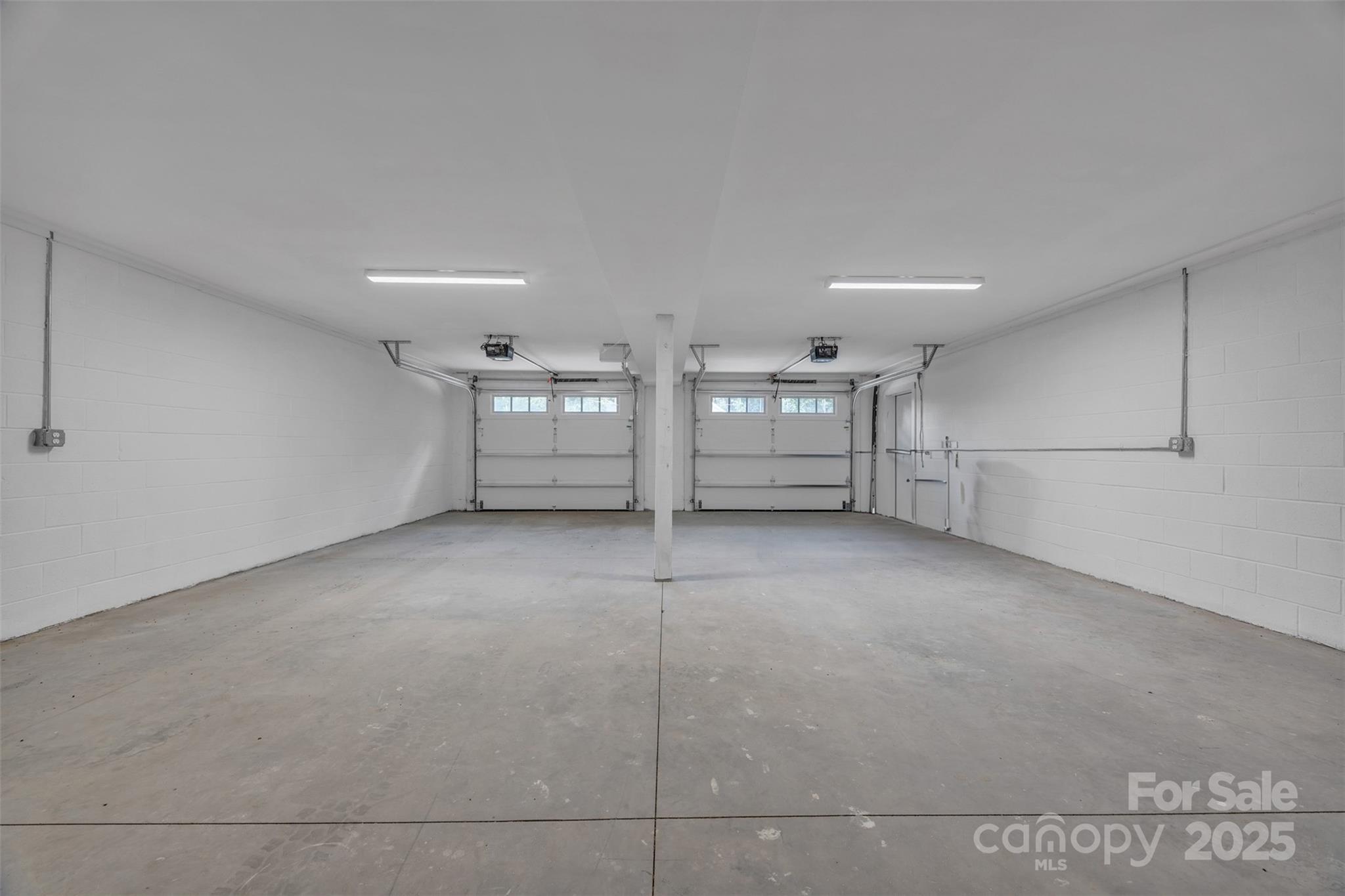 2349 Ellen Street Unit: 27