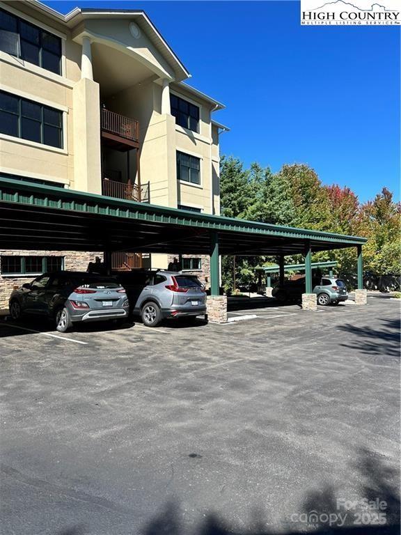 155 Gateway Drive Unit: 102