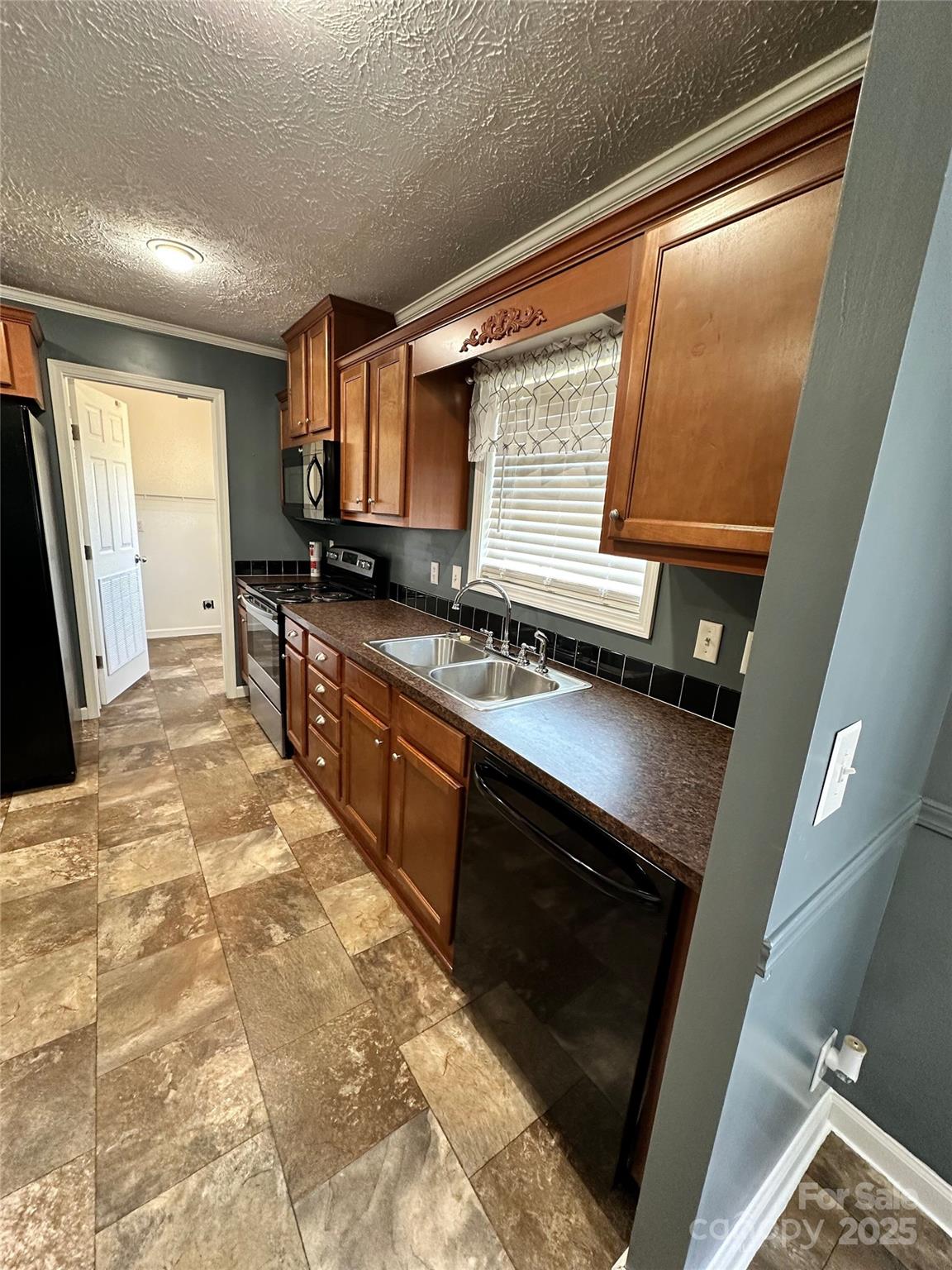 1554 Spring View Drive