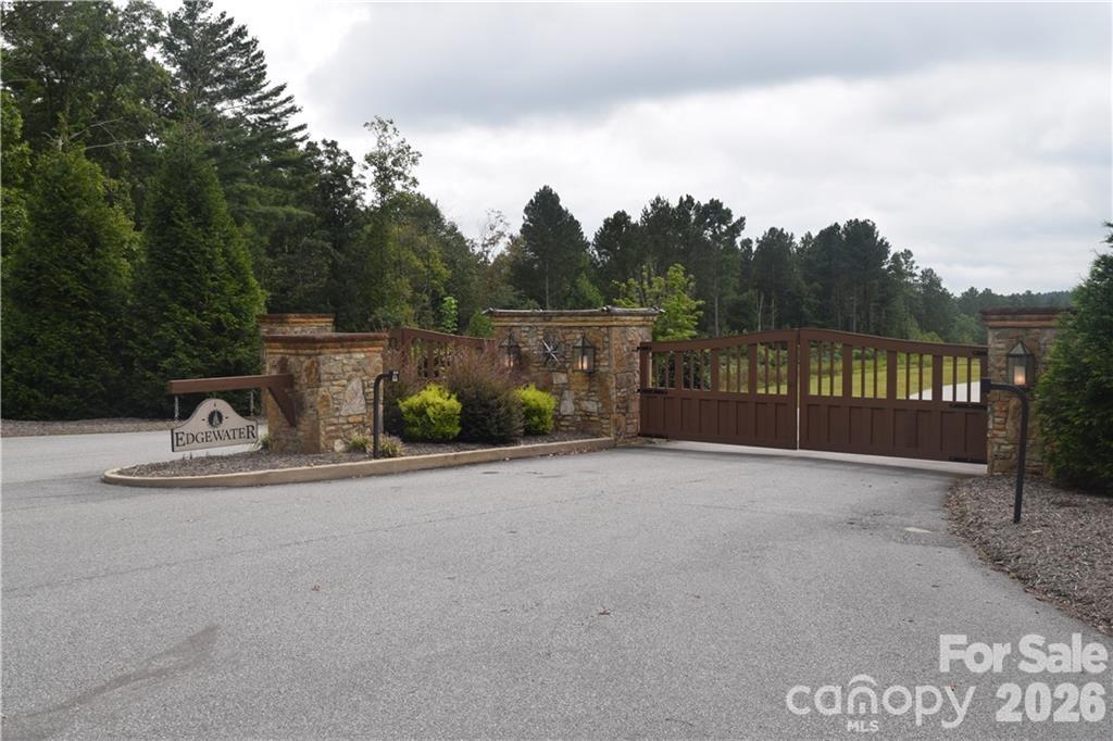 TBD Waters Edge Drive Unit: 52