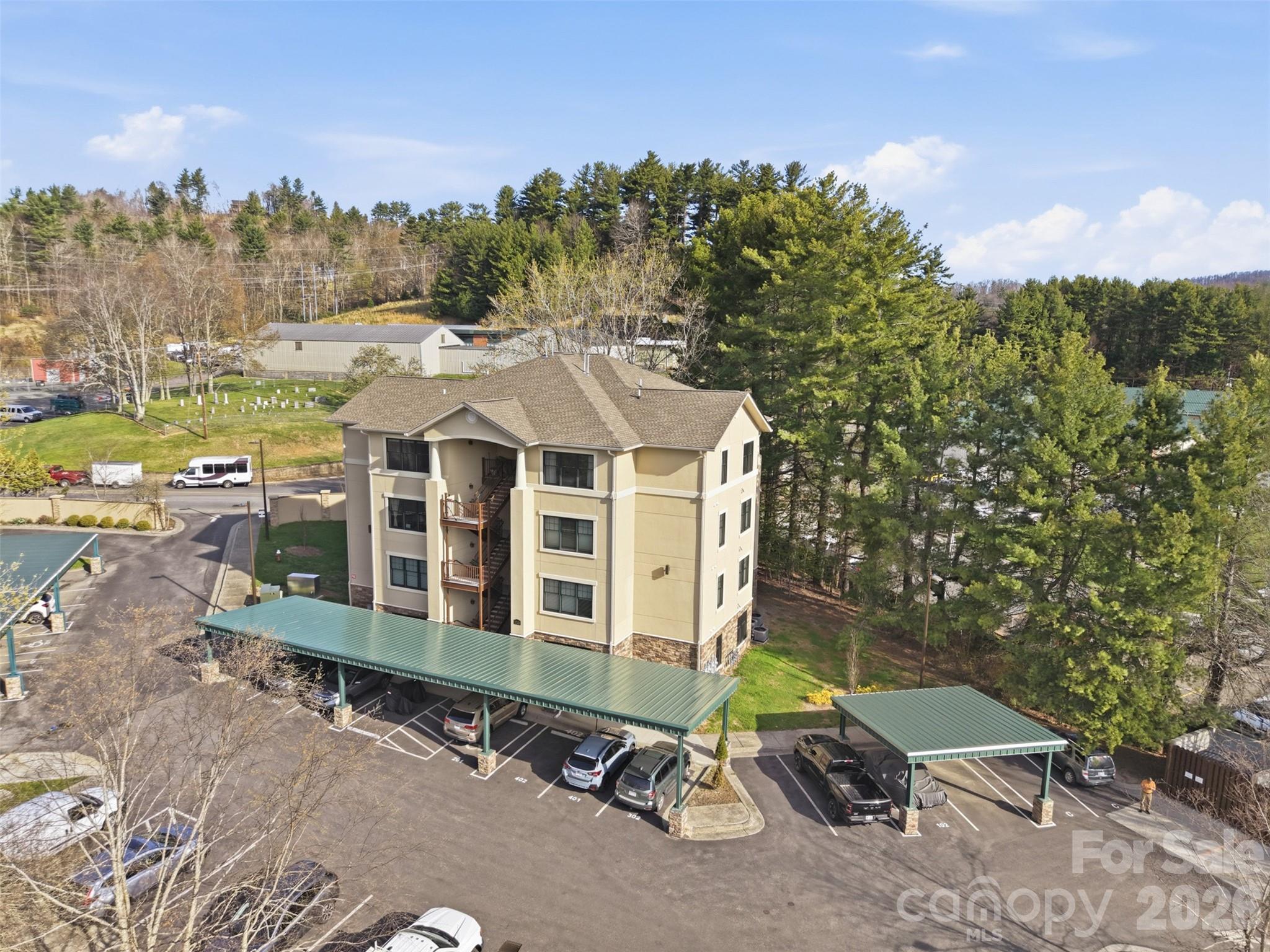 155 Gateway Drive Unit: 101