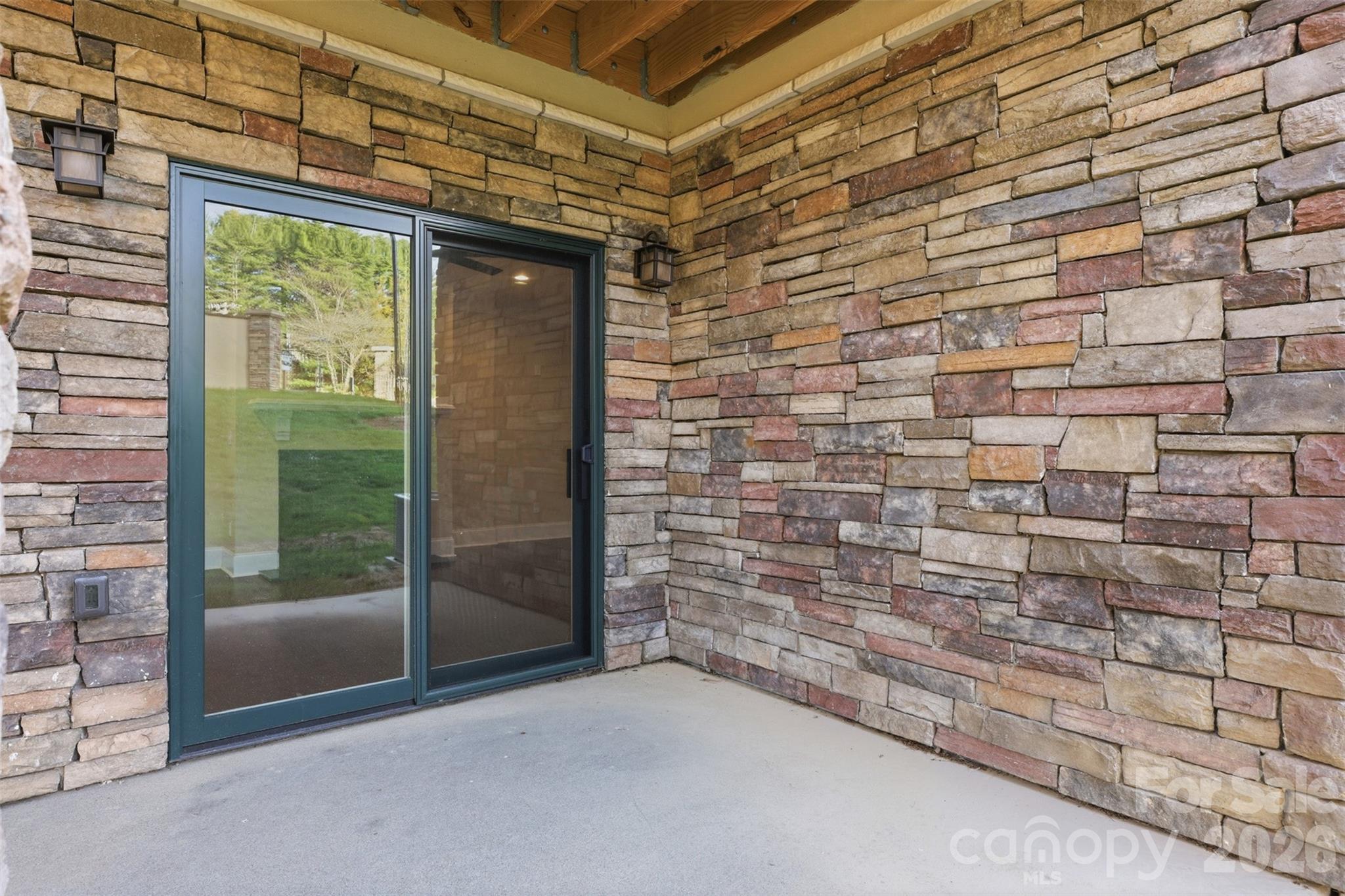 155 Gateway Drive Unit: 101