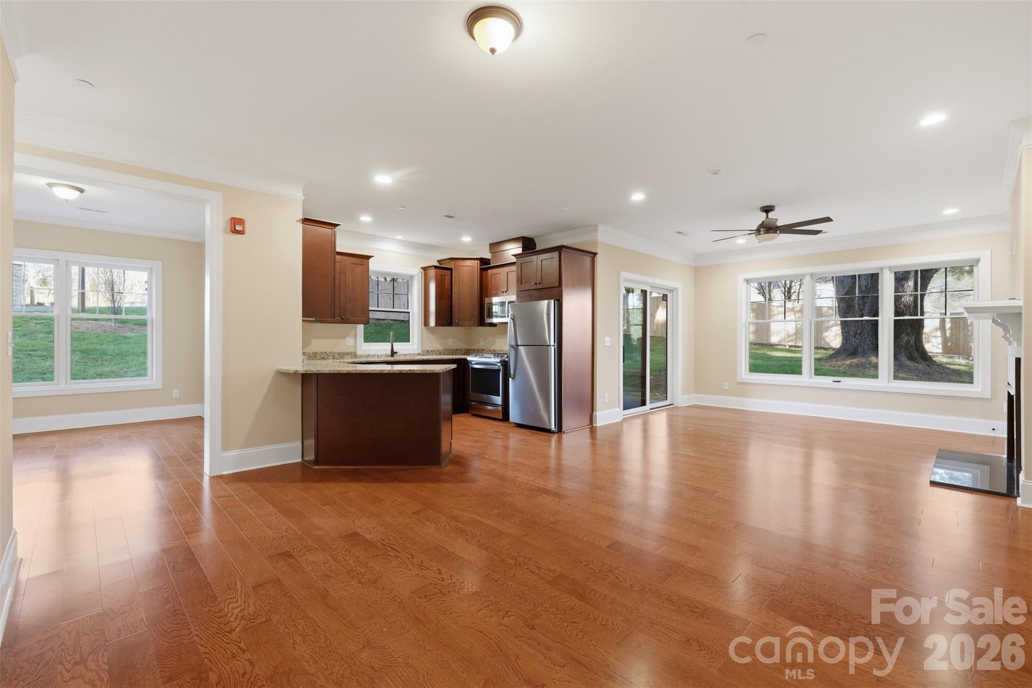 155 Gateway Drive Unit: 101