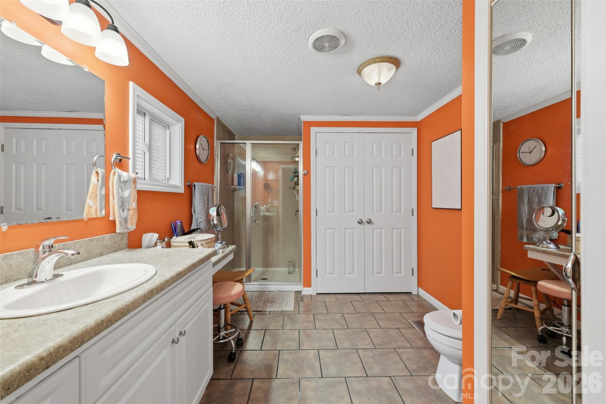 1604 Sugarfarm Road