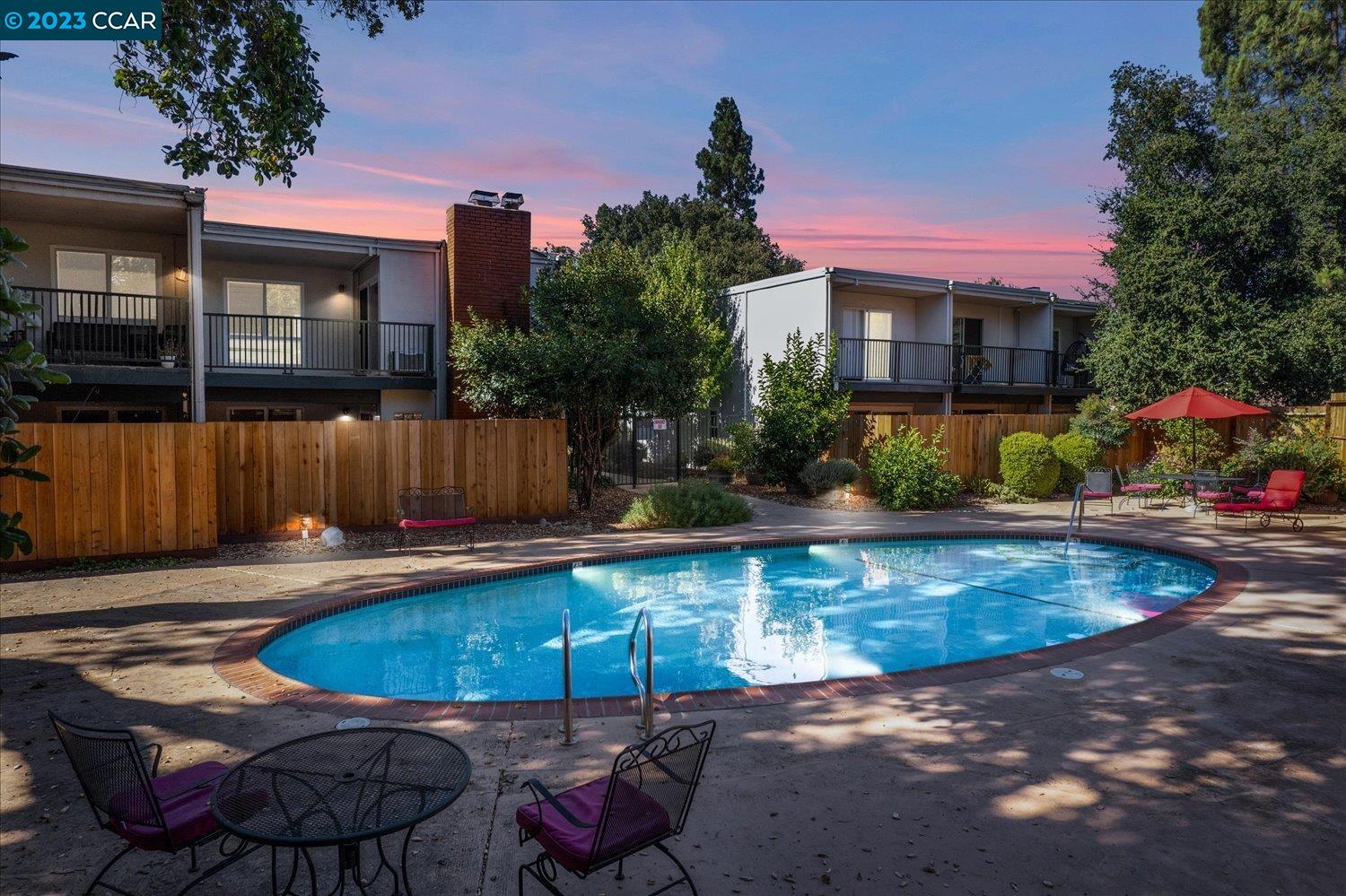 1411 Creekside Dr # 23