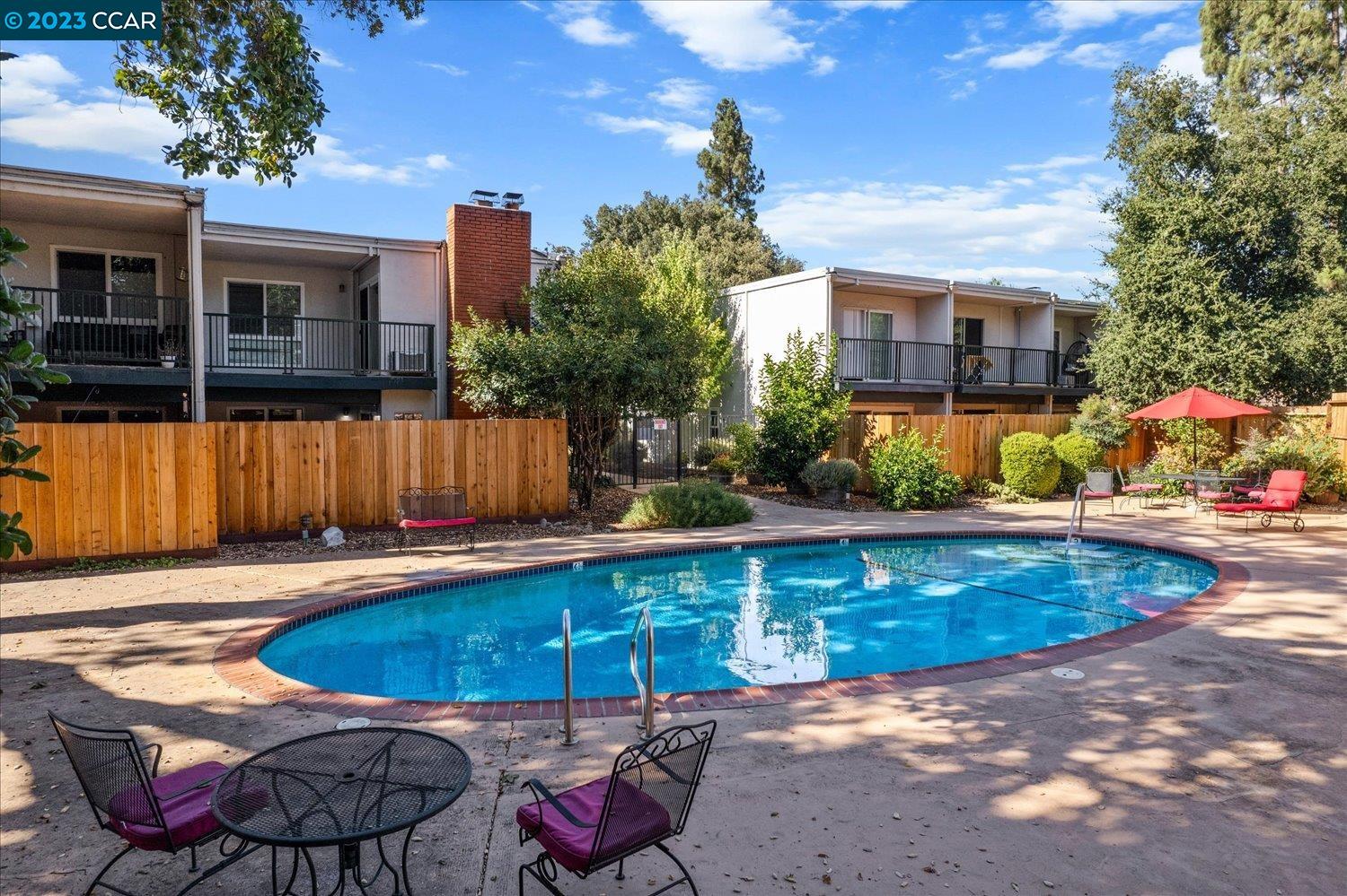 1411 Creekside Dr # 23