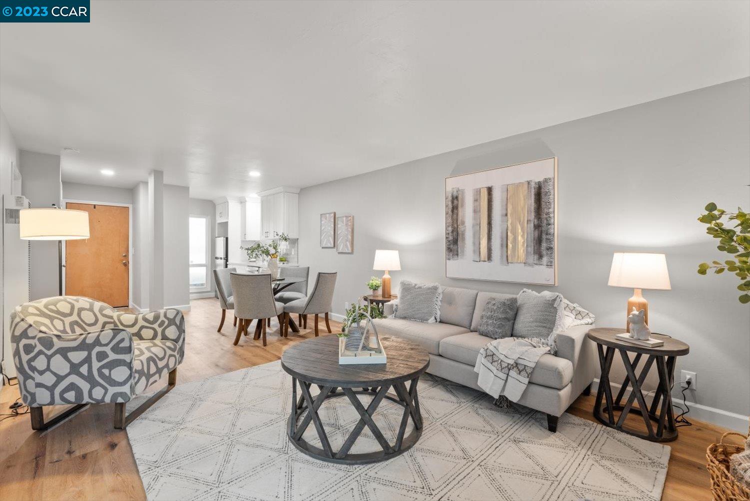 1411 Creekside Dr # 23