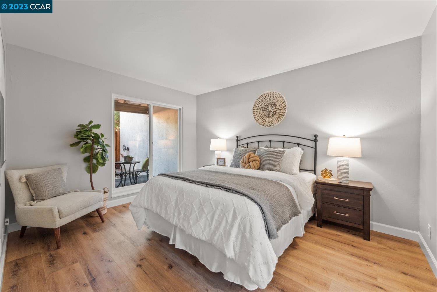 1411 Creekside Dr # 23