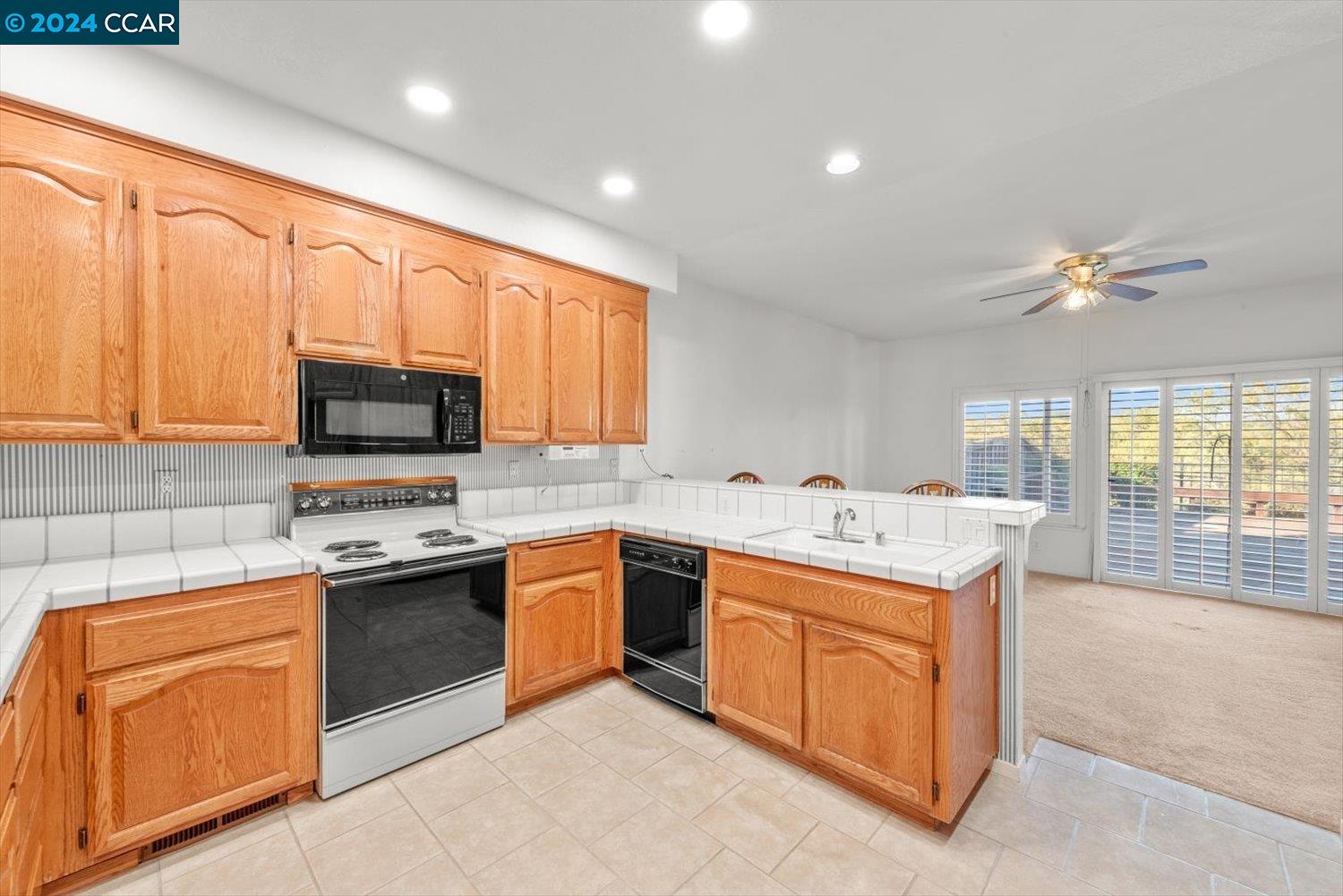 1762 Indian Wells Way