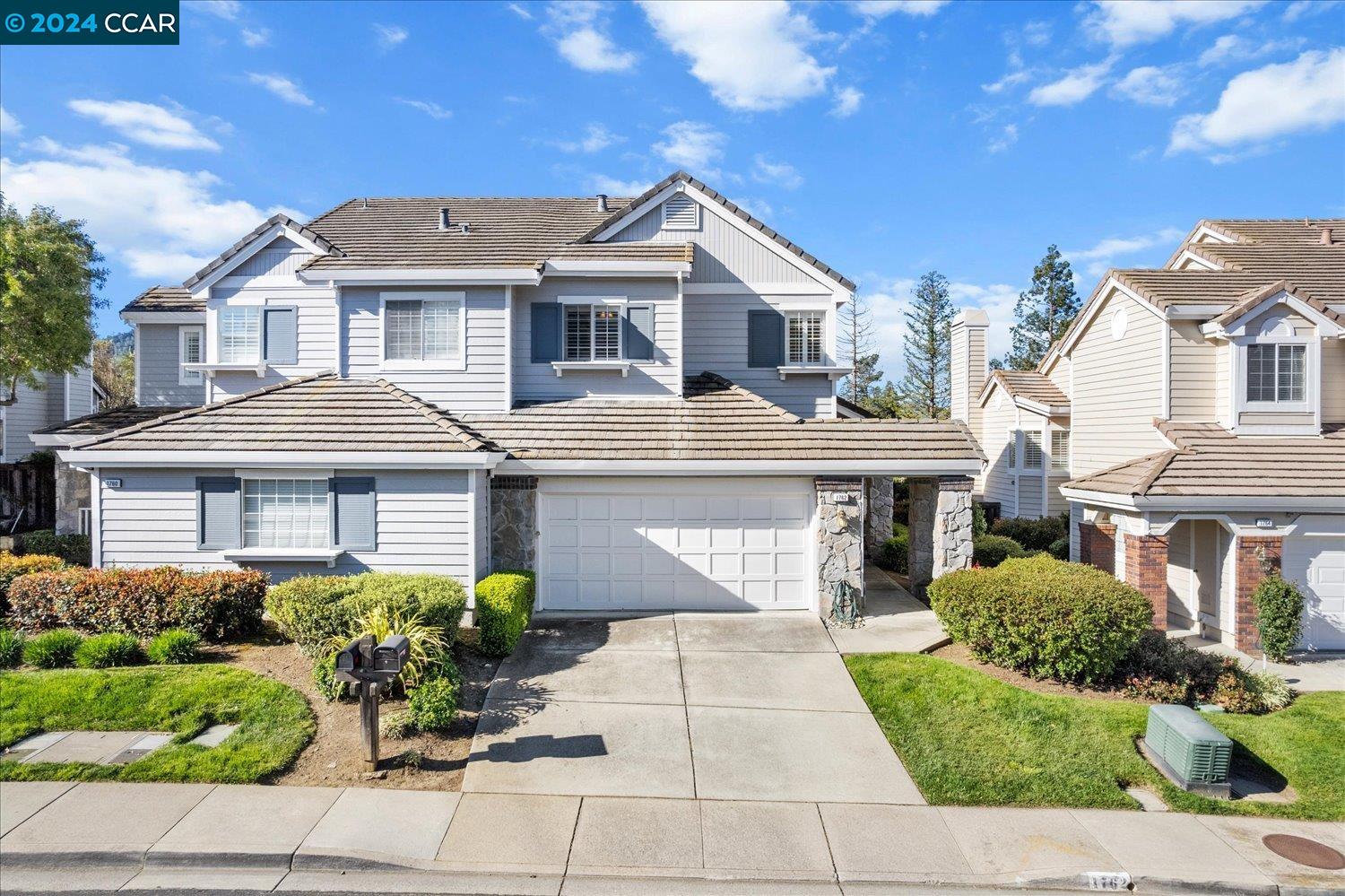 1762 Indian Wells Way