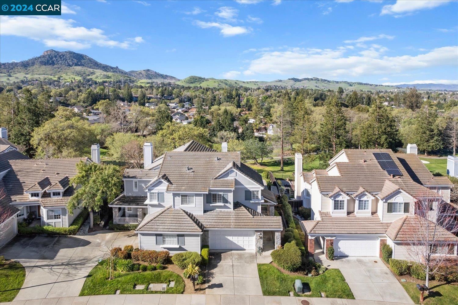 1762 Indian Wells Way