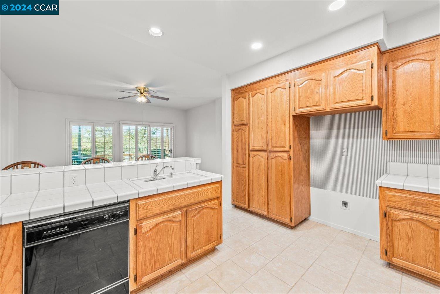 1762 Indian Wells Way