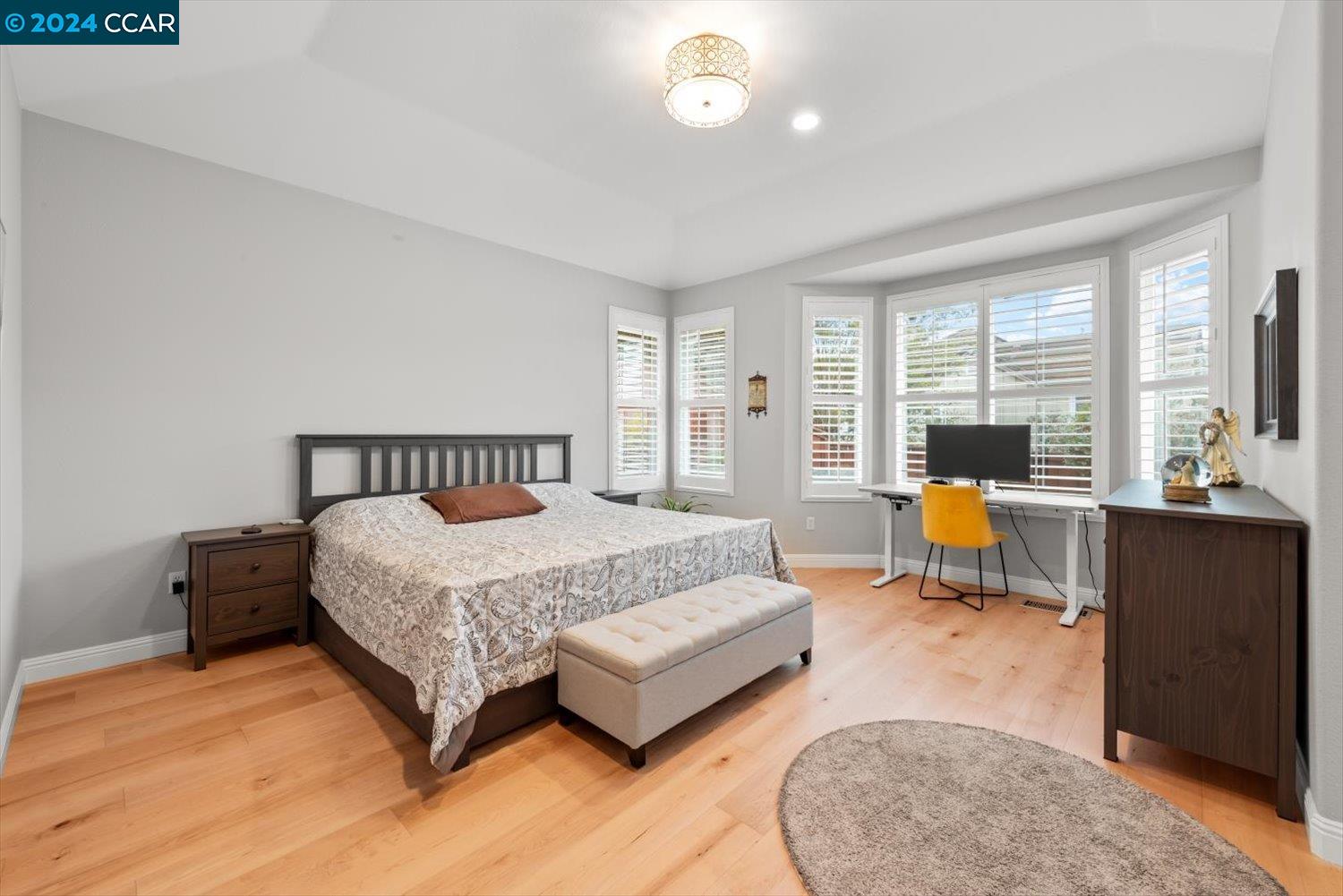 6022 Golden Eagle Way