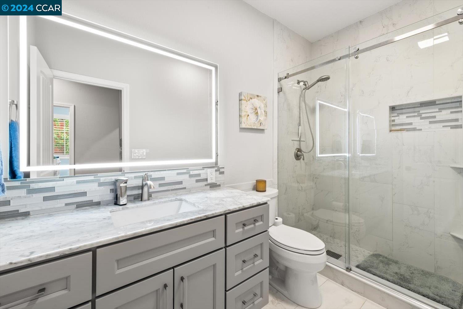 6022 Golden Eagle Way