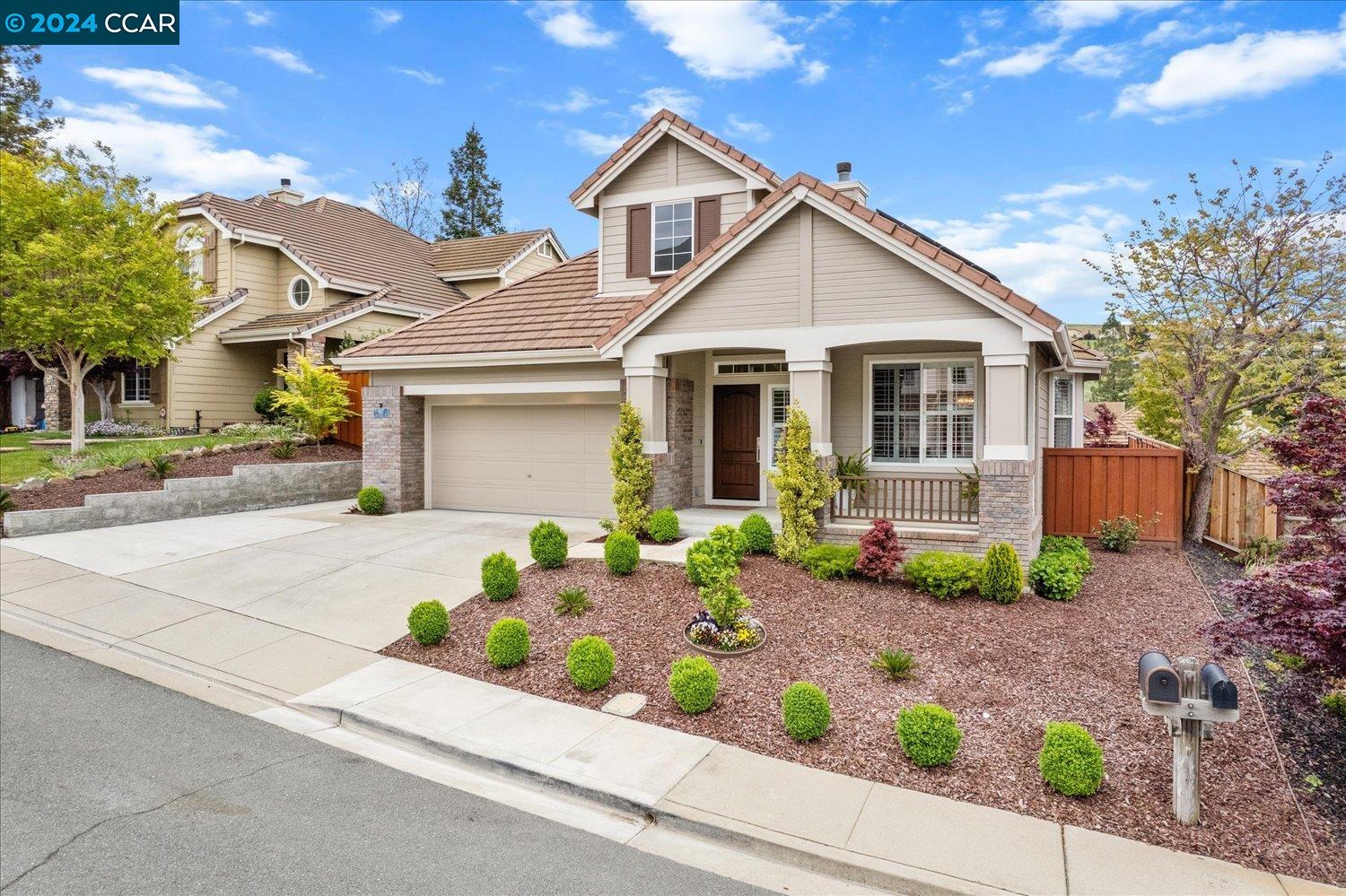 6022 Golden Eagle Way