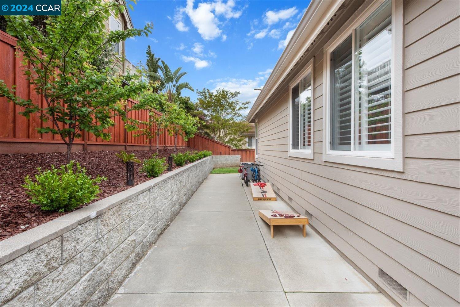 6022 Golden Eagle Way