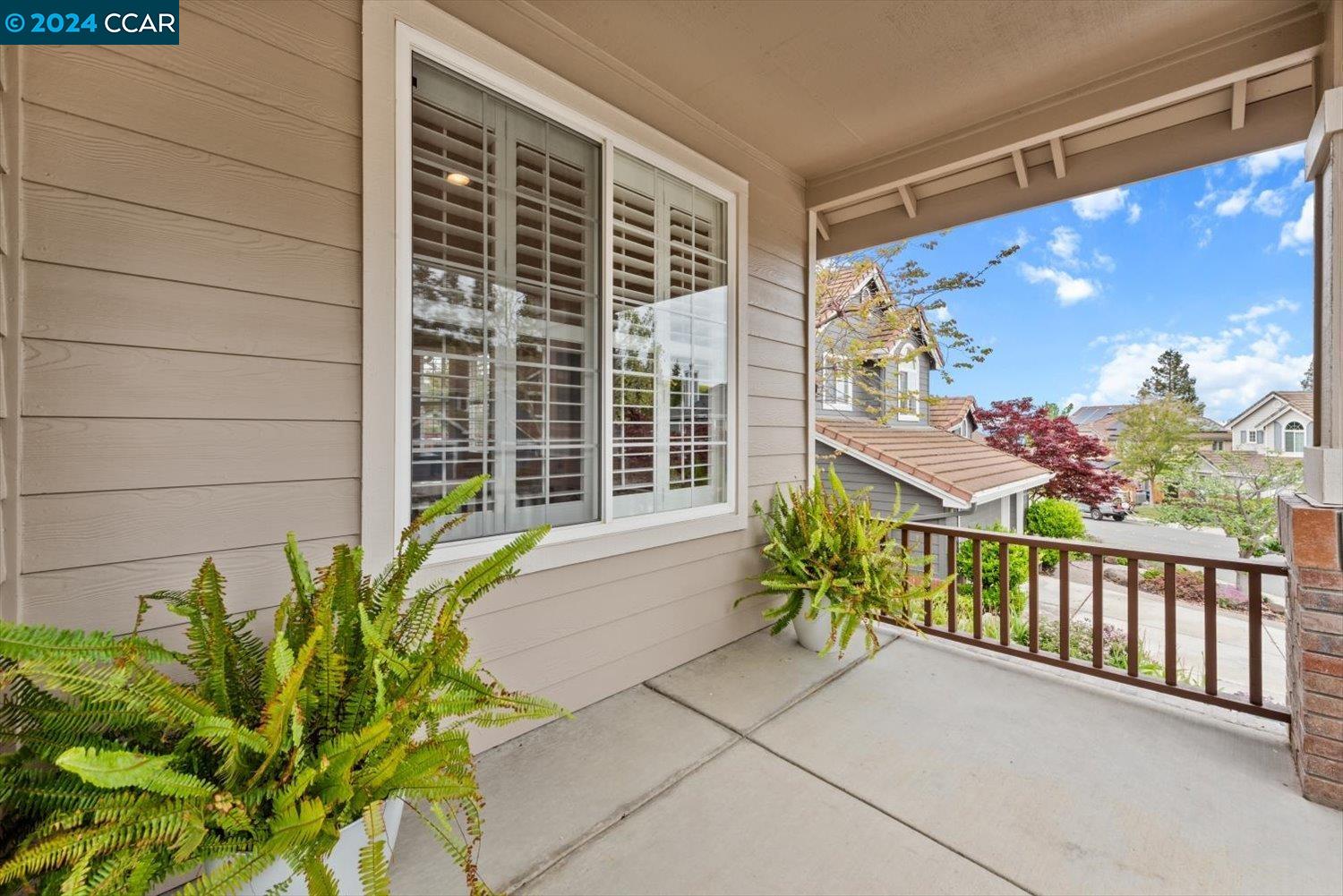 6022 Golden Eagle Way